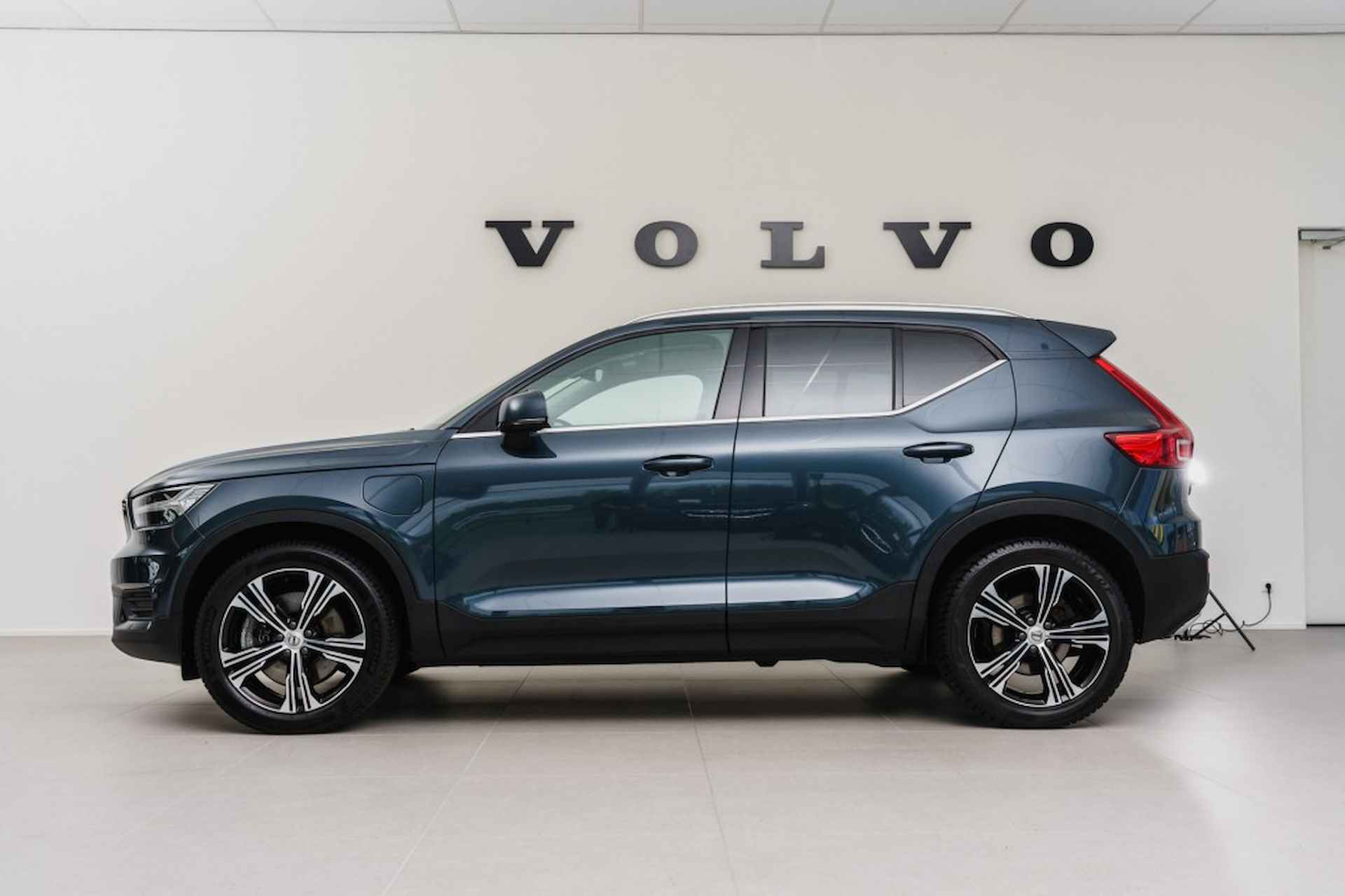 VOLVO Xc40 T5 Twin Engine Plug-in Hybrid Inscription - 2/25