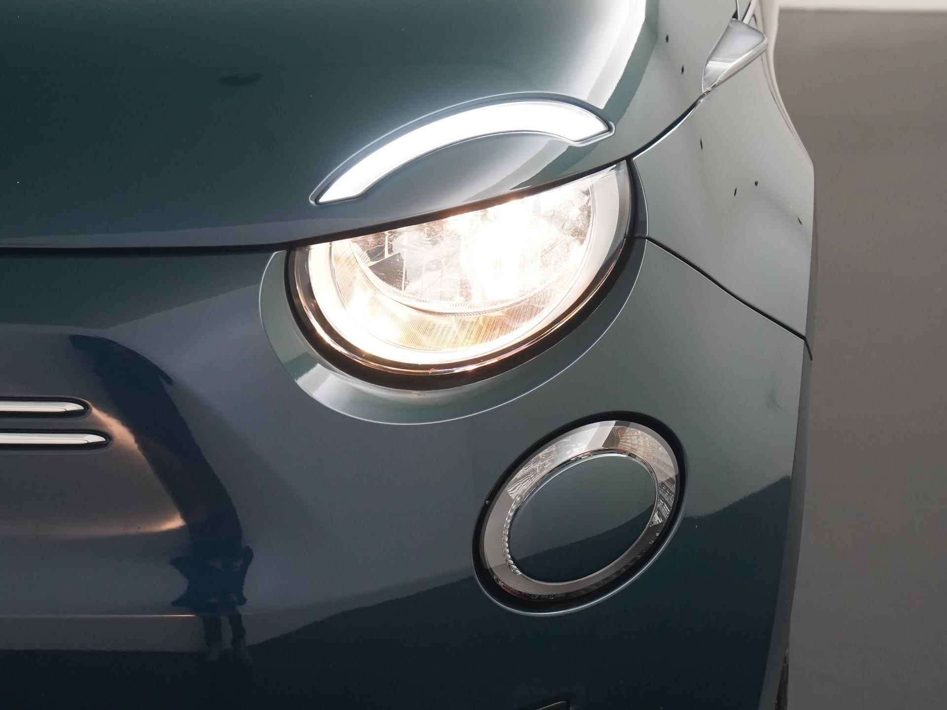 Fiat 500e Cabrio 42 kWh | Virtual Cockpit | Apple Carplay | LED | Zondag Open! - 20/35