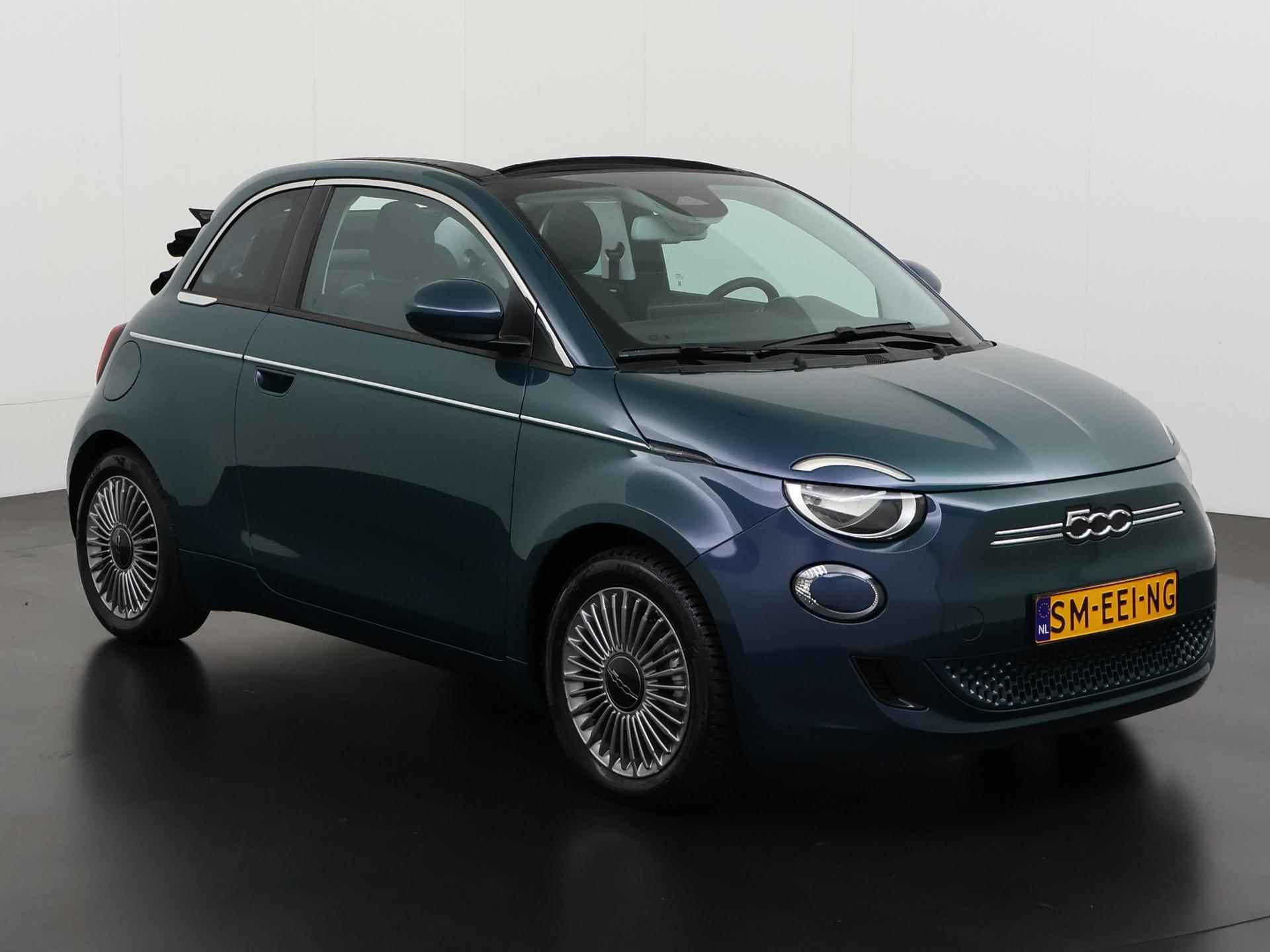 Fiat 500e Cabrio 42 kWh | Virtual Cockpit | Apple Carplay | LED | Zondag Open! - 30/35