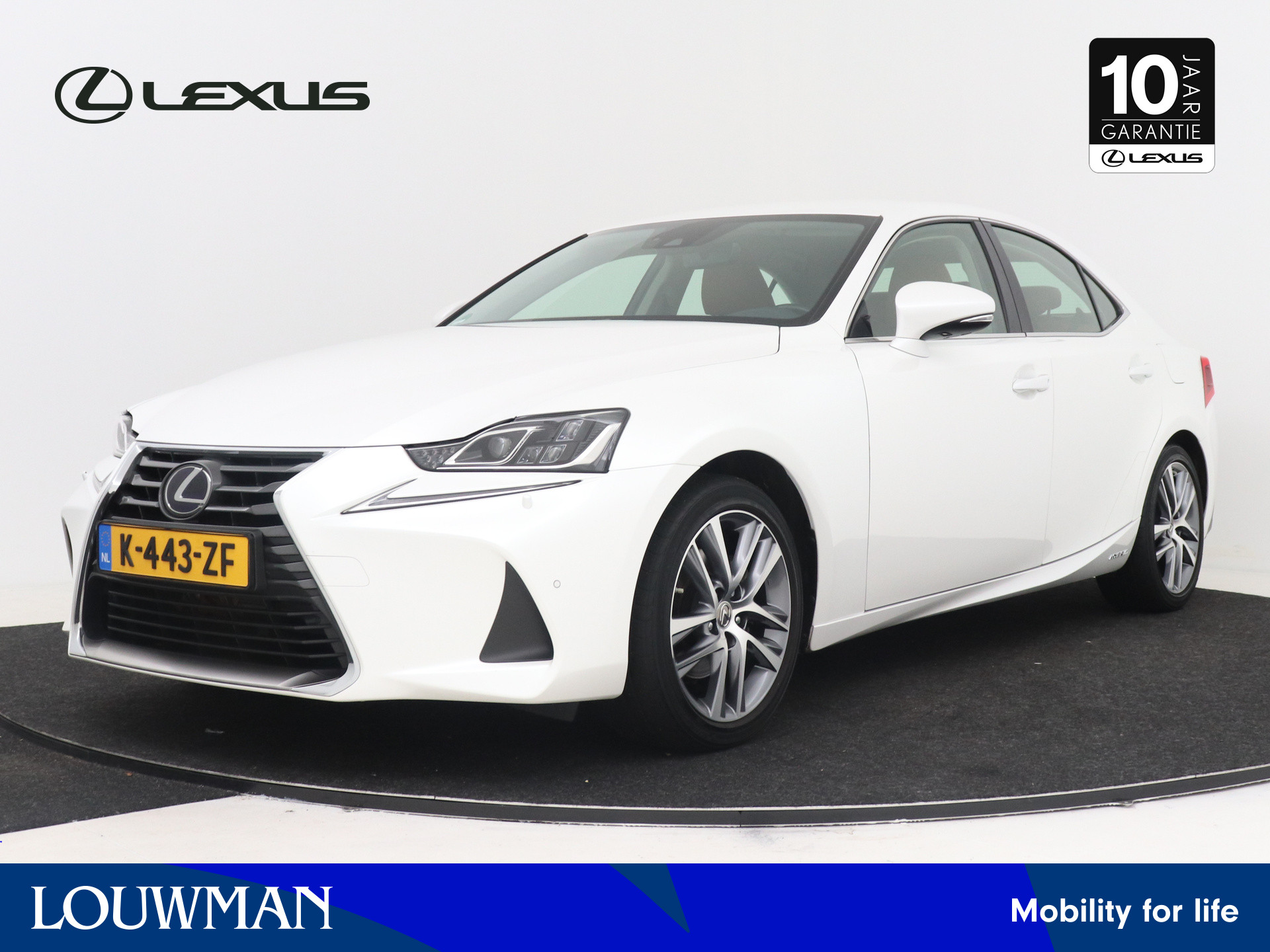 Lexus IS 300h Hybrid Business Line Pro | Leer | Stoelverwarming | Premium Navigatie | Safety System+ |