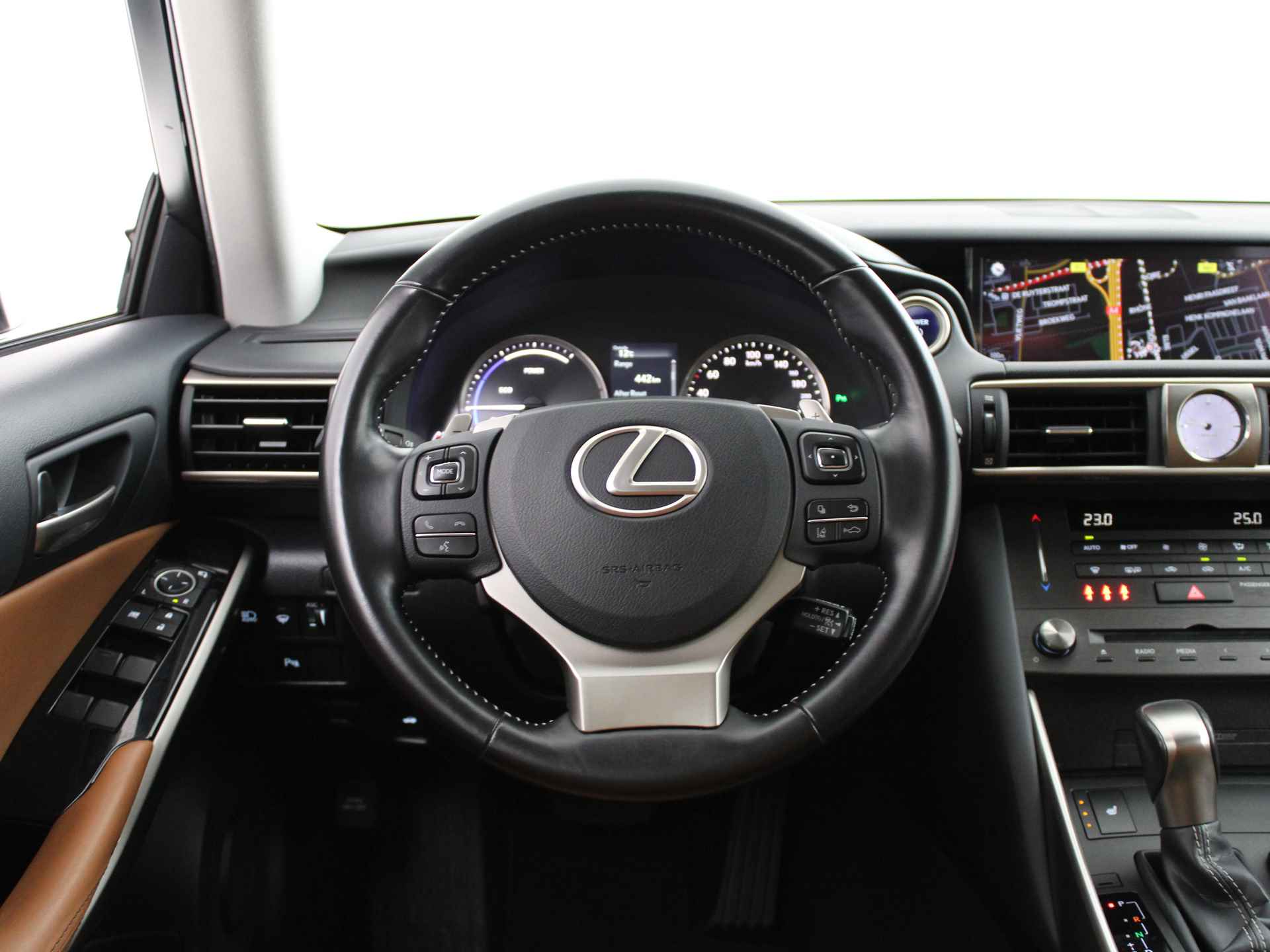 Lexus IS 300h Hybrid Business Line Pro | Leer | Stoelverwarming | Premium Navigatie | Safety System+ | - 6/45