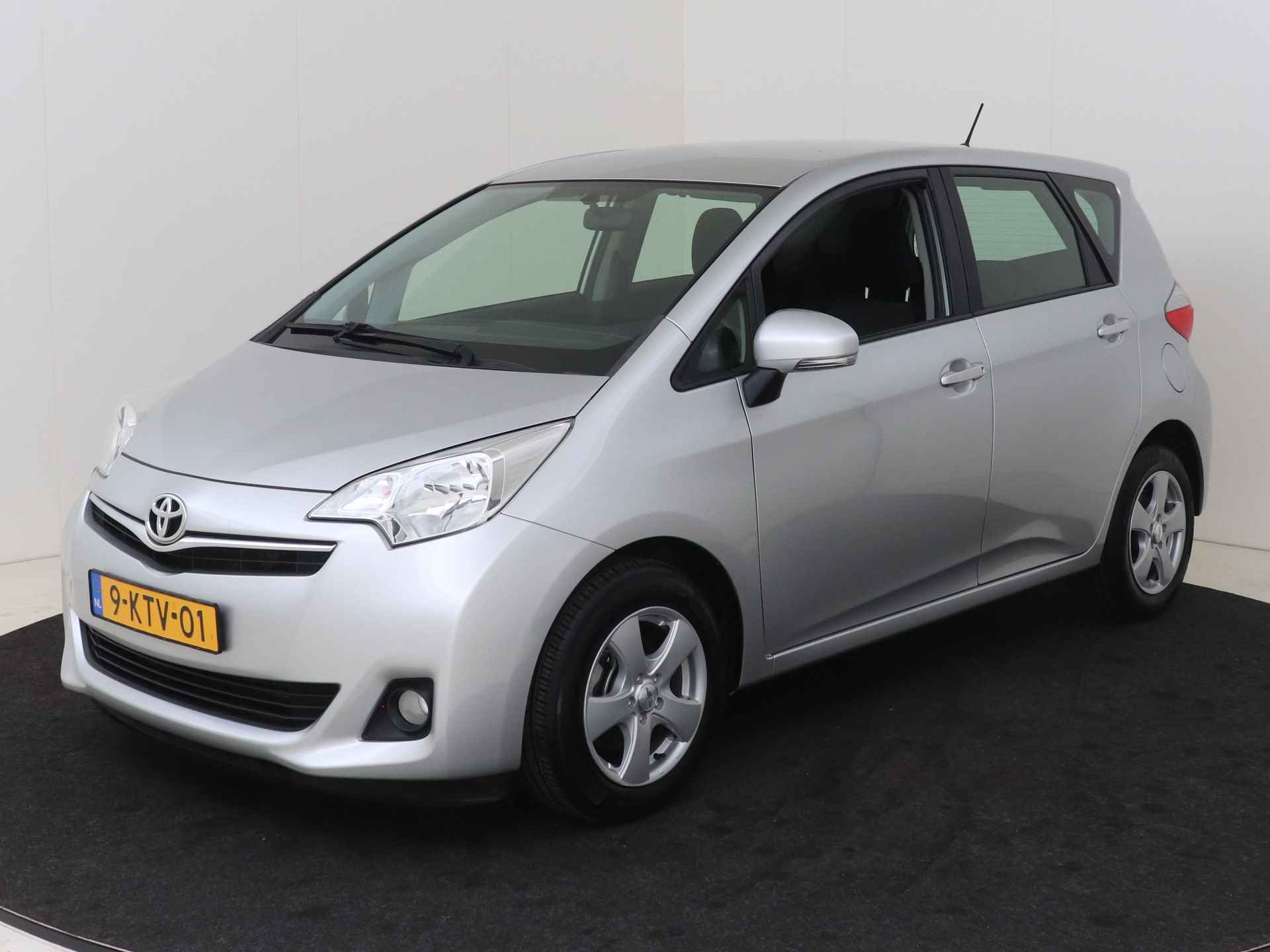 Toyota Verso-S 1.3 VVT-i Aspiration I Navigatie I Climate Control I Cruise Control I Camera I Trekhaak I - 29/43