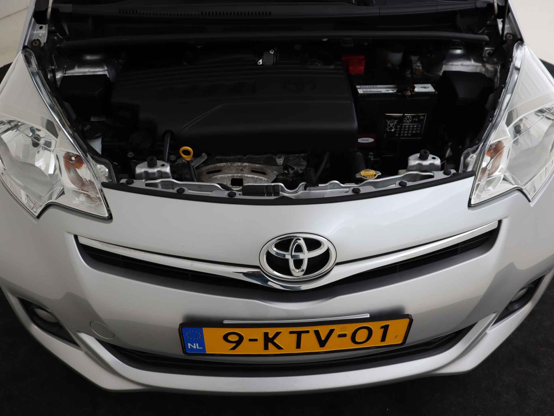 Toyota Verso-S 1.3 VVT-i Aspiration I Navigatie I Climate Control I Cruise Control I Camera I Trekhaak I - 37/43