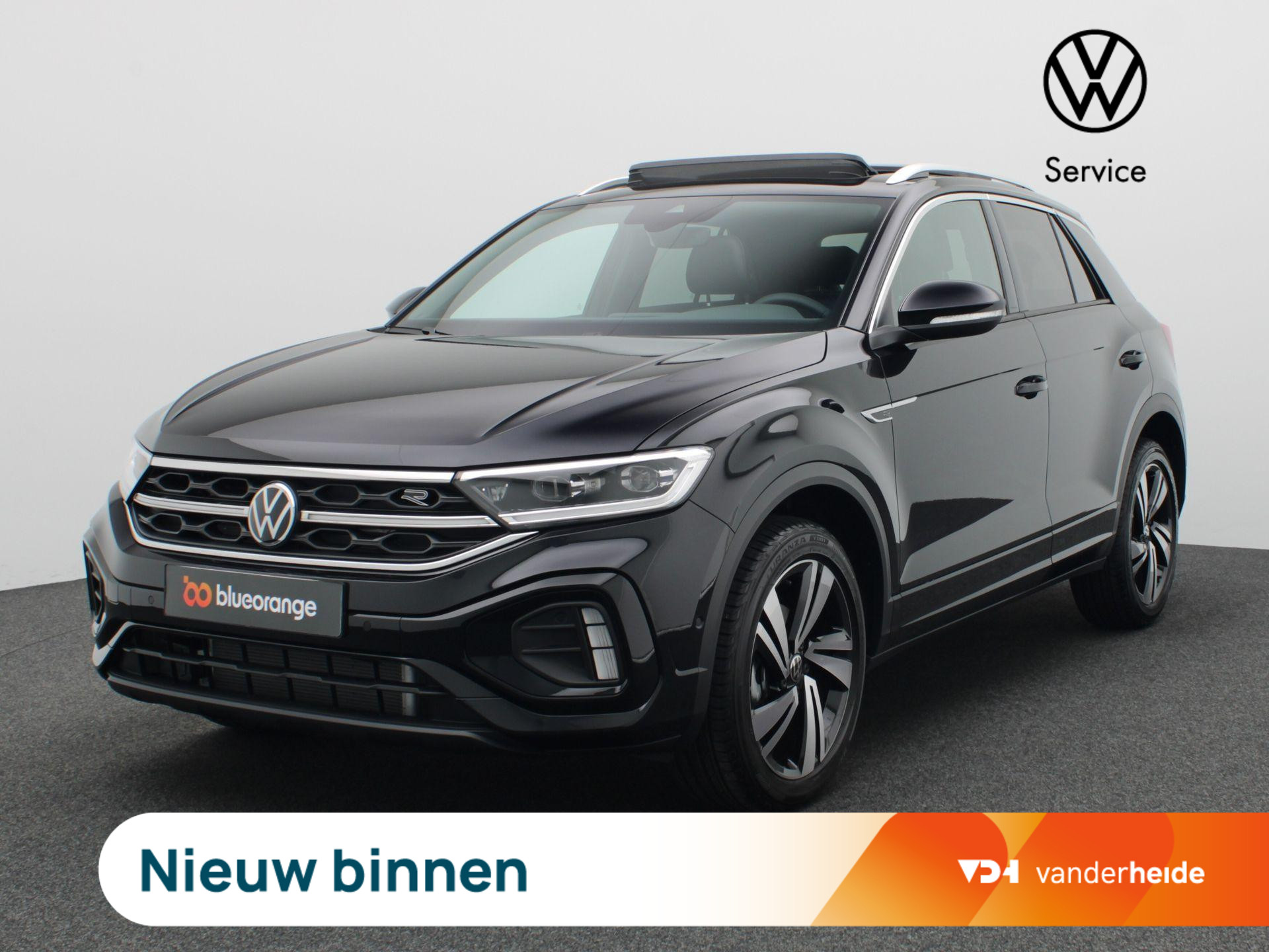 Volkswagen T-Roc 1.5 TSI R-Line Business 150PK DSG LED-Matrix, Keyless Entry & Start, Pano-Schuifdak, Achteruitrijcamera, Travel Assist, 18" LM Velgen