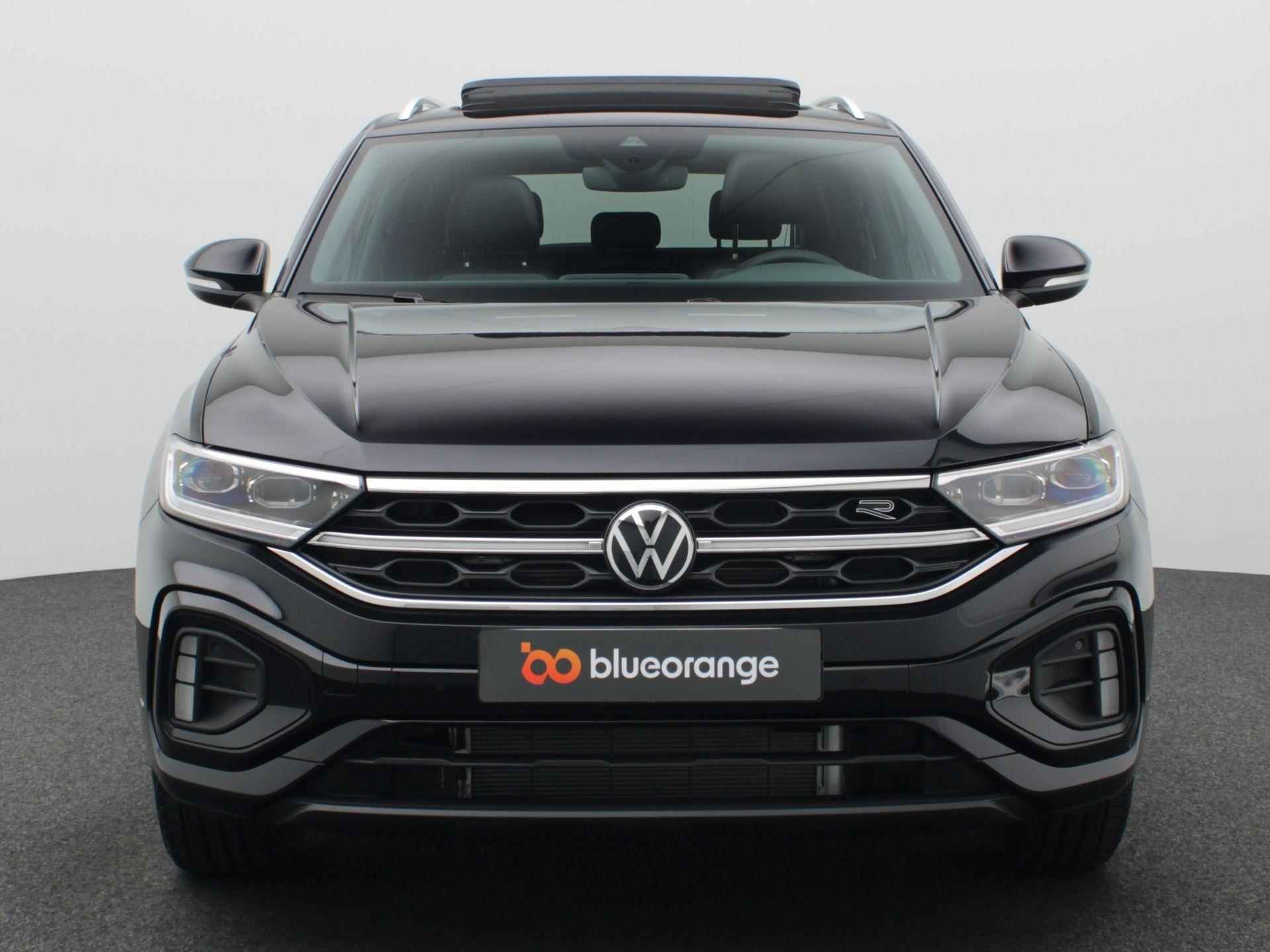 Volkswagen T-Roc 1.5 TSI R-Line Business 150PK DSG LED-Matrix, Keyless Entry & Start, Pano-Schuifdak, Achteruitrijcamera, Travel Assist, 18" LM Velgen - 13/49