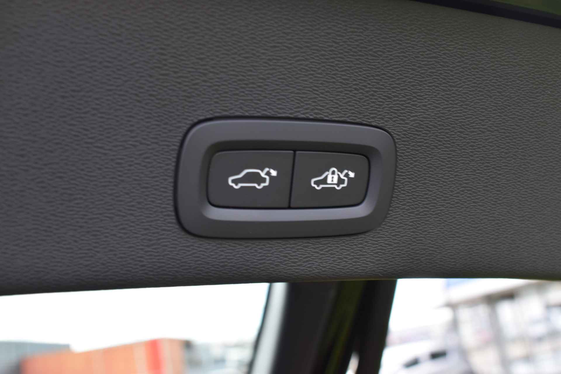 Volvo C40 Recharge 231pk Automaat Plus | NIEUW | Direct leverbaar | Camera | Google Navi | Stoel/Stuur Verwarming | - 16/40