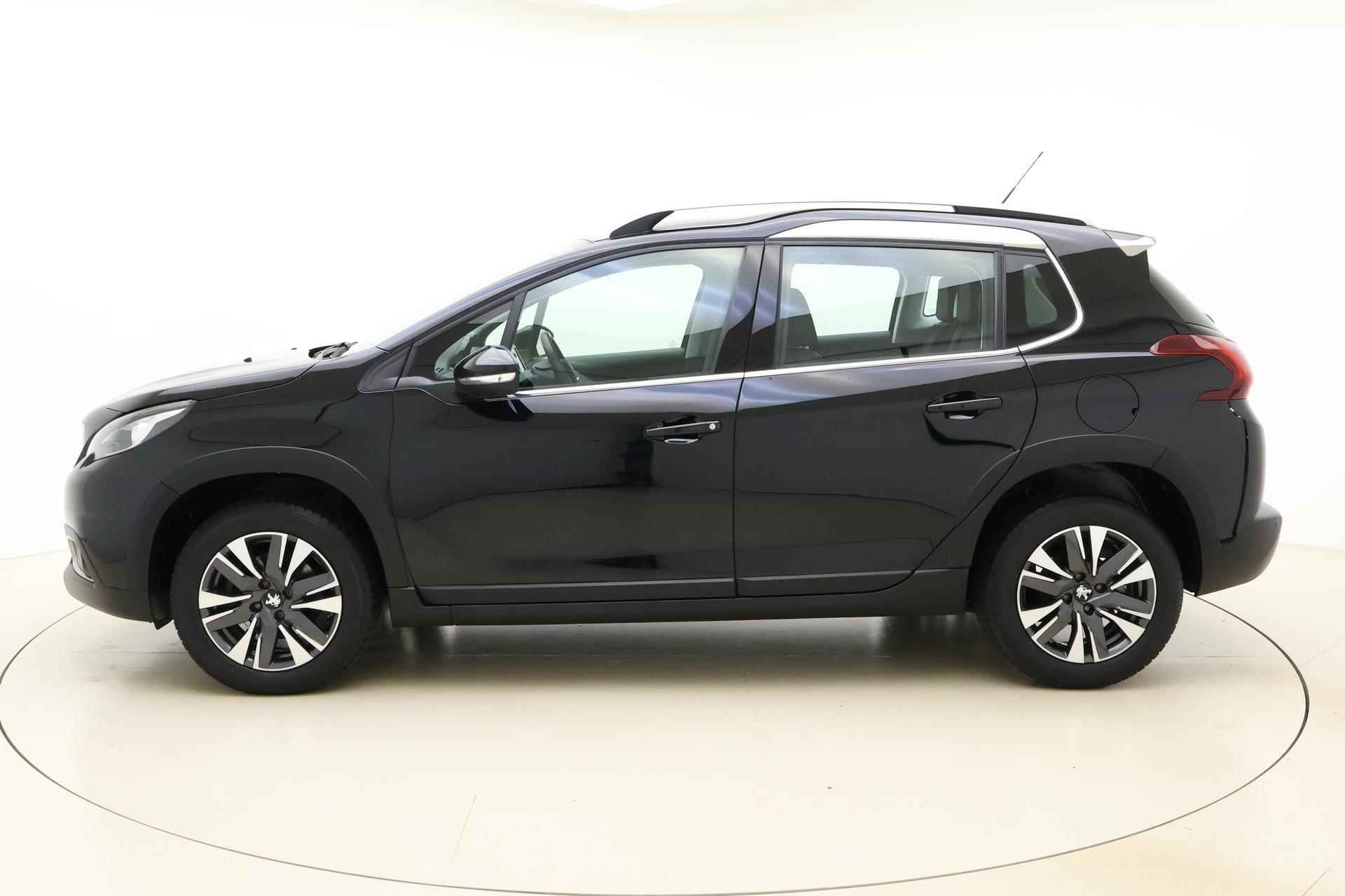 Peugeot 2008 1.2 PureTech Allure 110 PK | Handgeschakeld | Licht metalen velgen | Camera | Cruise Control | Navigatie | Climate Control | 1e eigenaar | Dealer onderhouden - 6/30