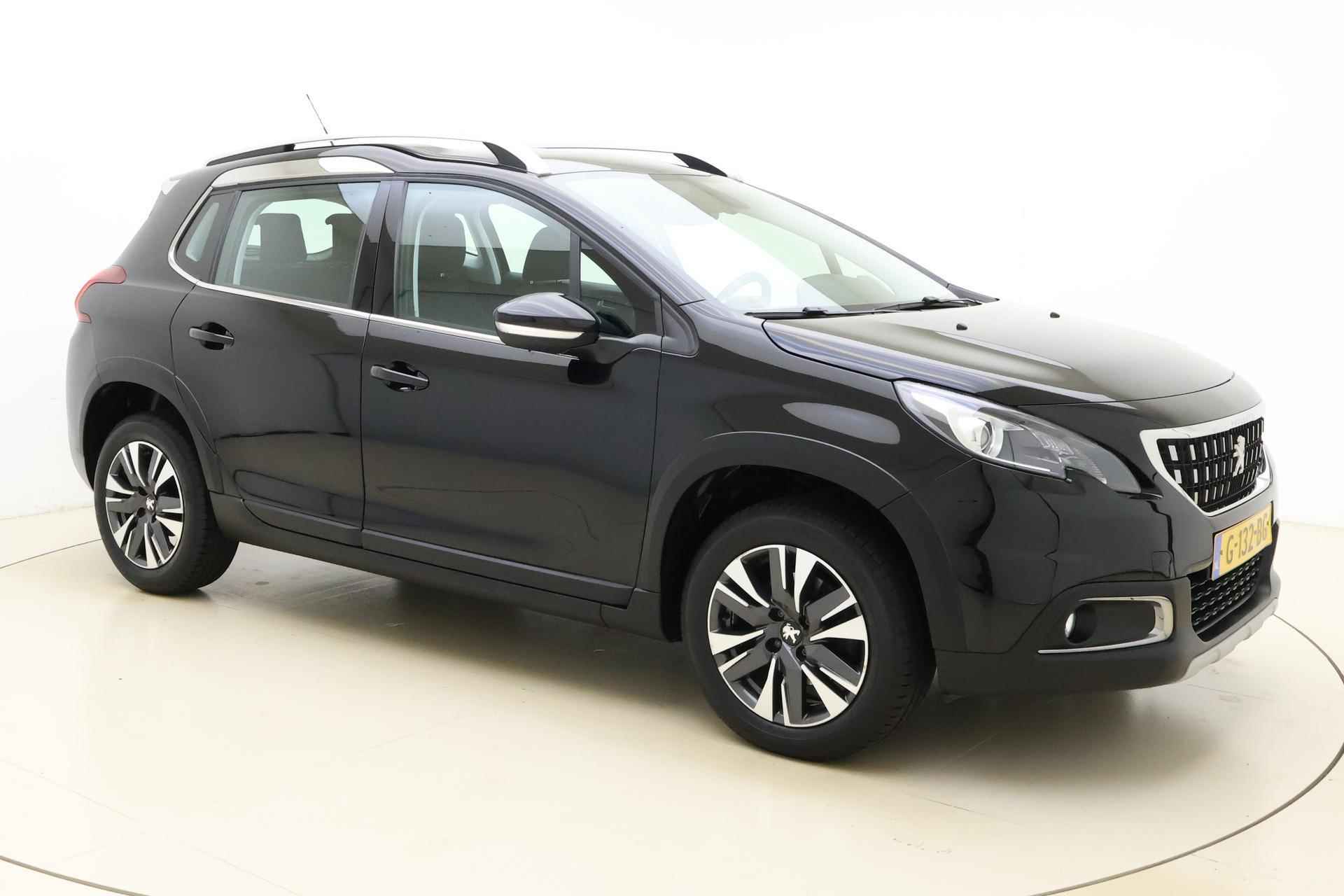 Peugeot 2008 1.2 PureTech Allure 110 PK | Handgeschakeld | Licht metalen velgen | Camera | Cruise Control | Navigatie | Climate Control | 1e eigenaar | Dealer onderhouden - 9/30