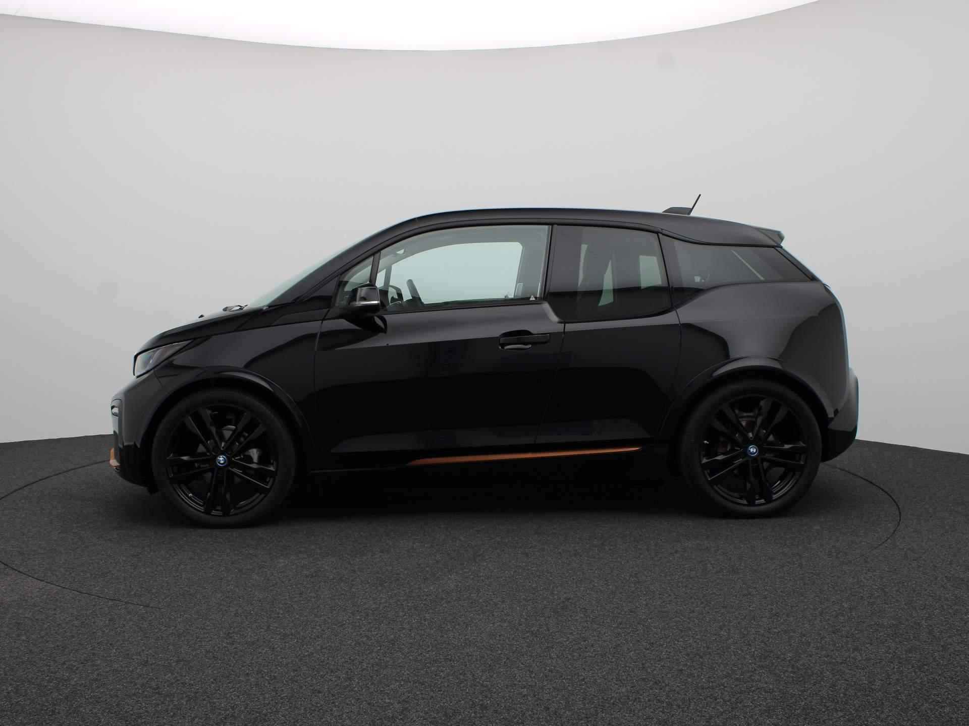 BMW i3 S Roadstyle Edition | Extra Getint Glas Achter | PDC Voor + Achter | Navigatie Professional | 20'' - 4/22