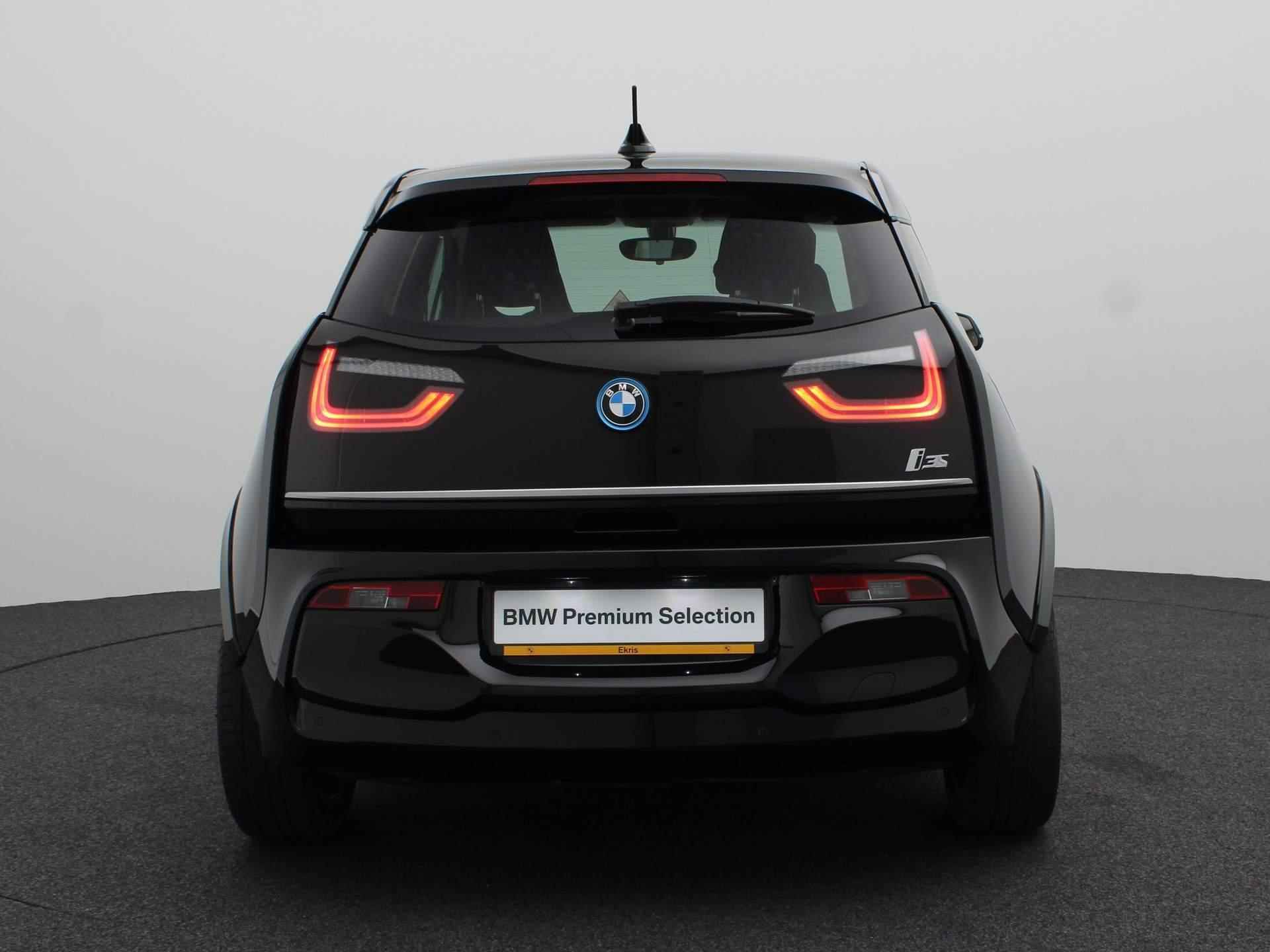 BMW i3 S Roadstyle Edition | Extra Getint Glas Achter | PDC Voor + Achter | Navigatie Professional | 20'' - 5/22