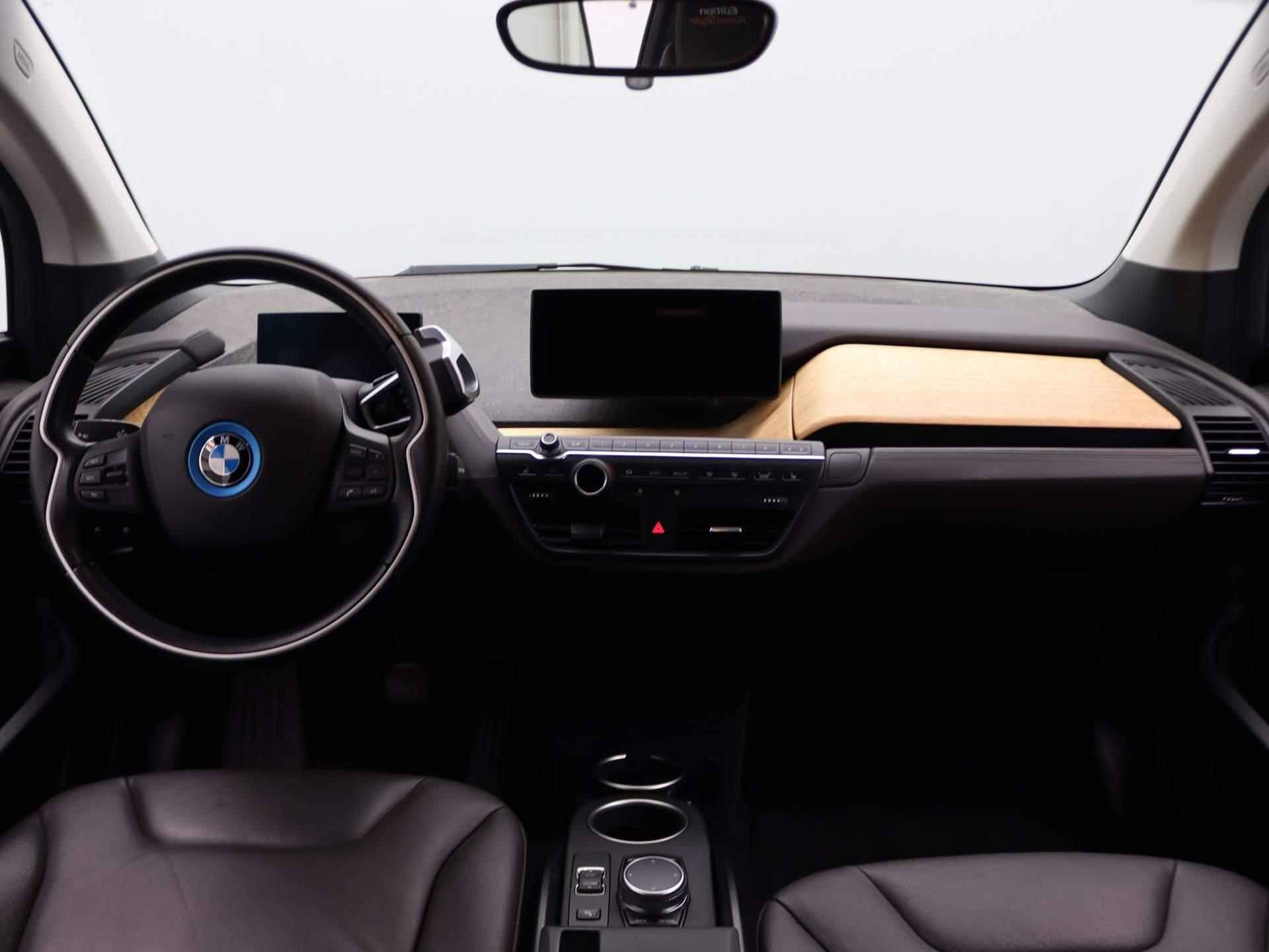 BMW i3 S Roadstyle Edition | Extra Getint Glas Achter | PDC Voor + Achter | Navigatie Professional | 20'' - 6/22