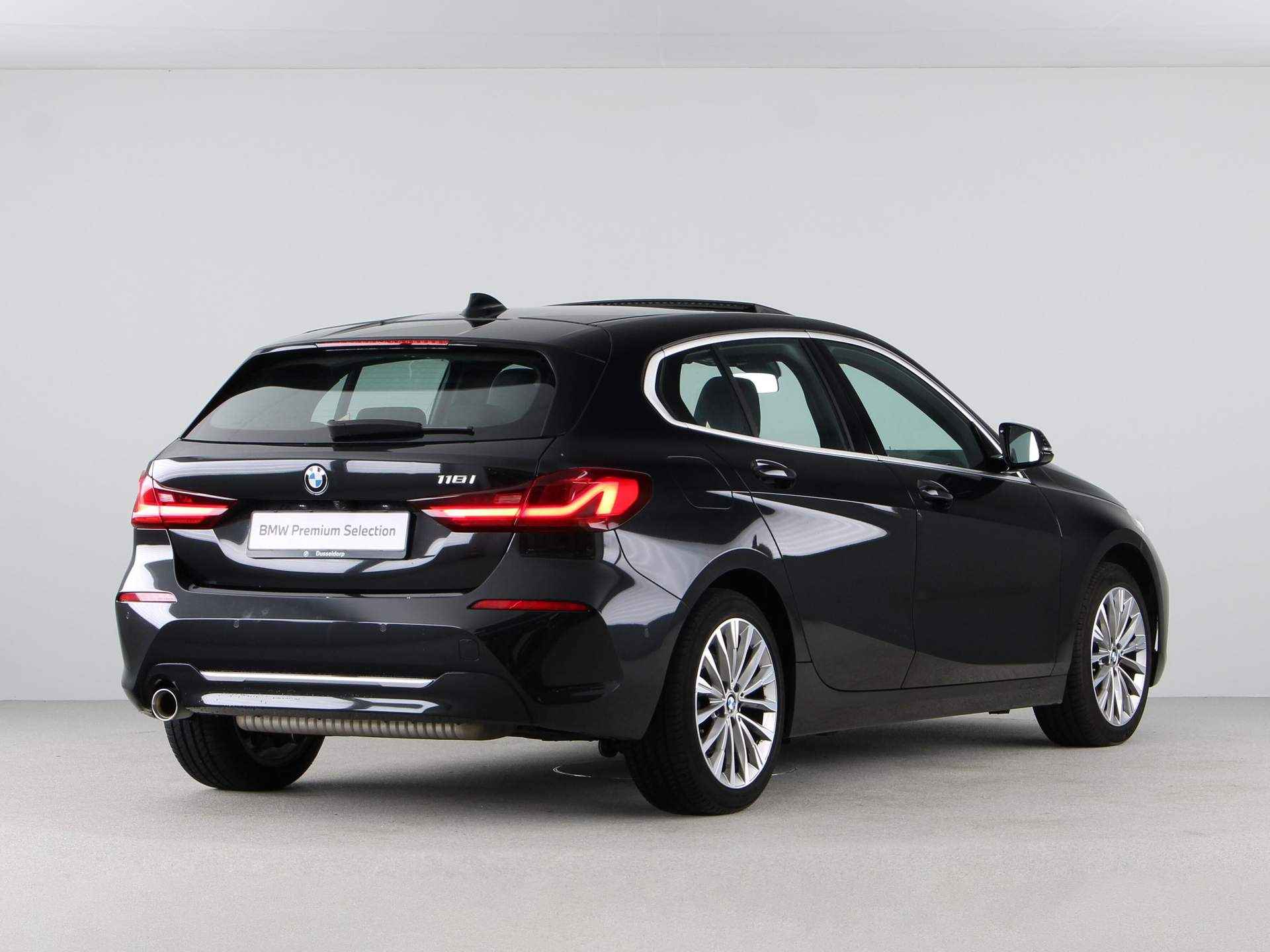 BMW 1 Serie 118i High Executive Edition - 10/24