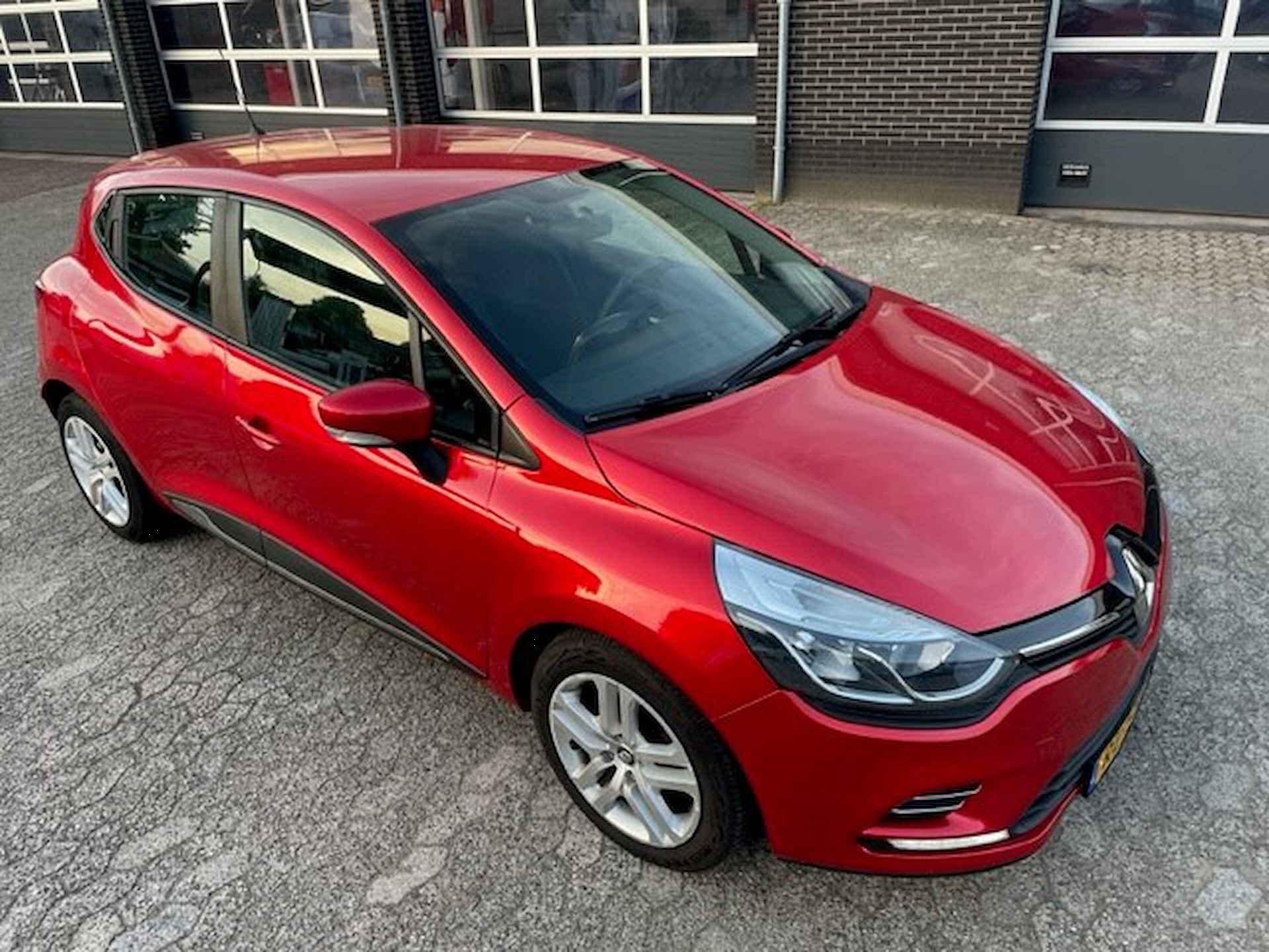 Renault Clio Energy TCe 90pk ECO2 S&S / Navi - 10/27