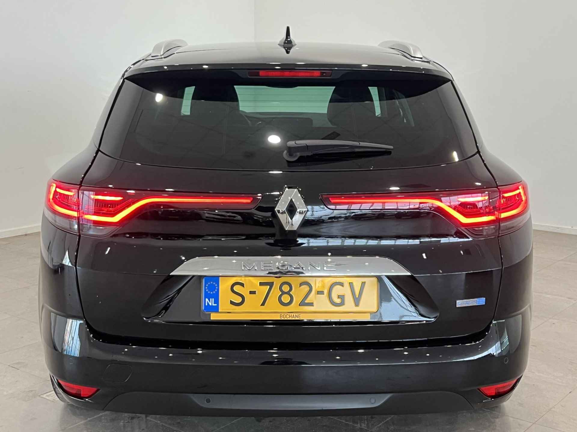 Renault Mégane Estate 1.6 E-Tech Plug-In Hybrid 160 Techno CRUISE CONTROL | CAMERA | PDC | NAVIGATIE | CLIMATE CONTROL | LICHT METAAL | SFEER VERLICHTING | APPLE CARPLAY / ANDROID AUTO | - 23/37