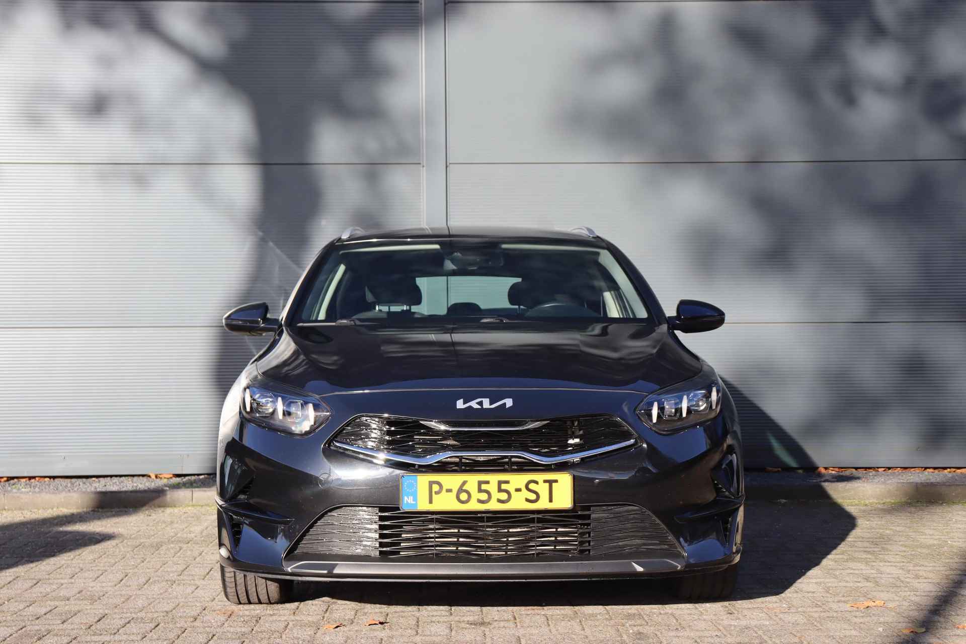 Kia Ceed Sportswagon 1.5 T-GDi DynamicLine / 160pk / Navigatie / Camera / Trekhaak - 2/31