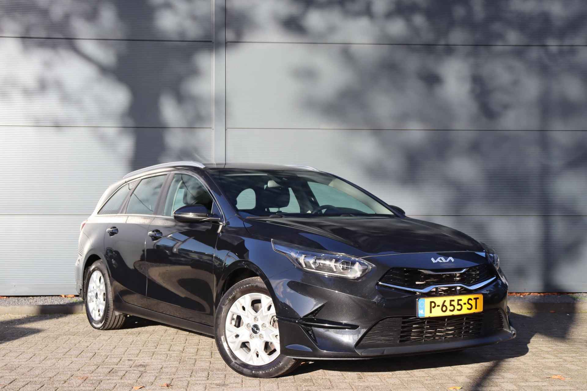 Kia Ceed Sportswagon 1.5 T-GDi DynamicLine / 160pk / Navigatie / Camera / Trekhaak - 3/31