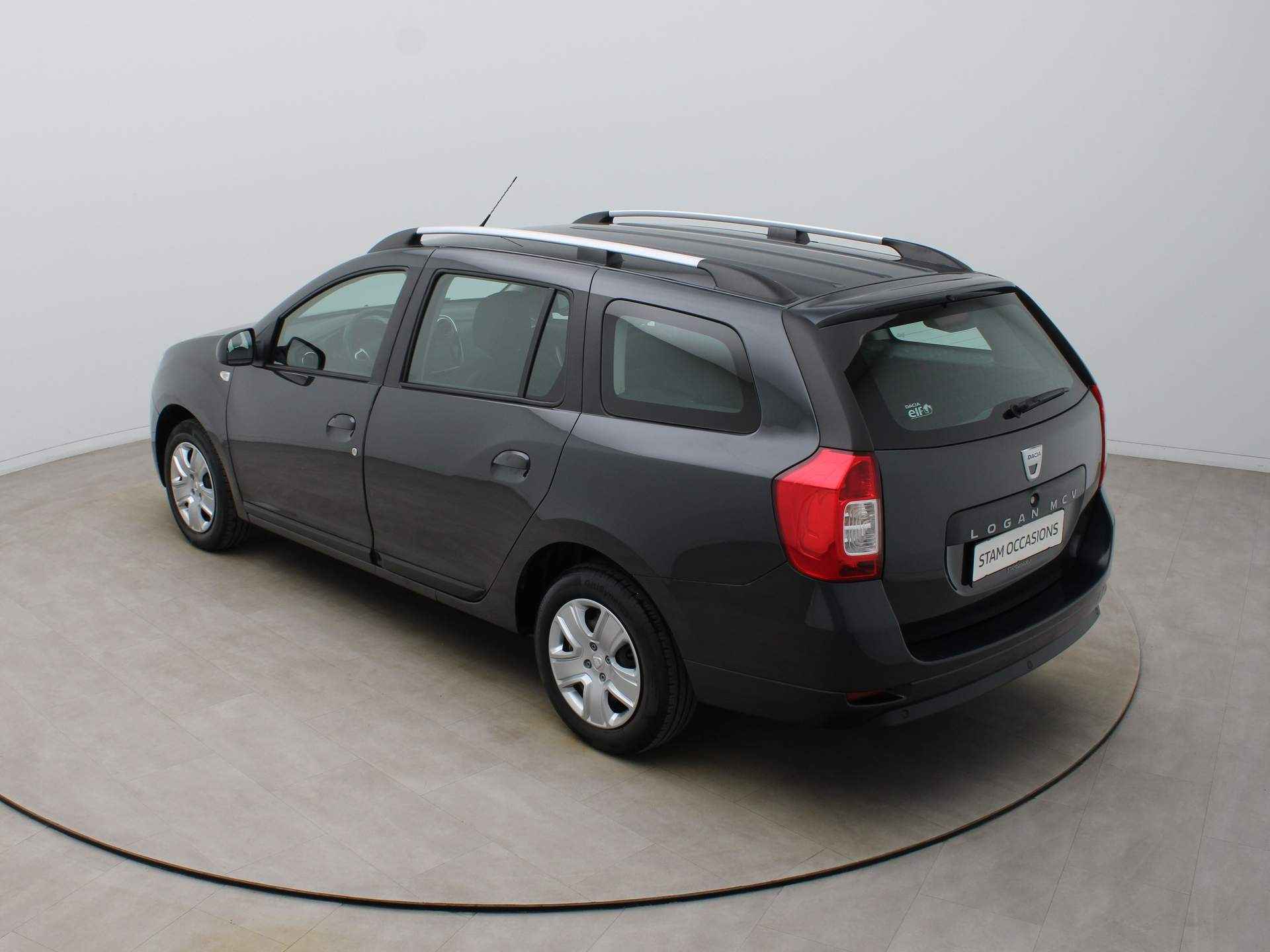 Dacia Logan MCV TCe 90pk Laureate Airco | Carplay | Cruise | Navi | Parksens. achter - 12/30