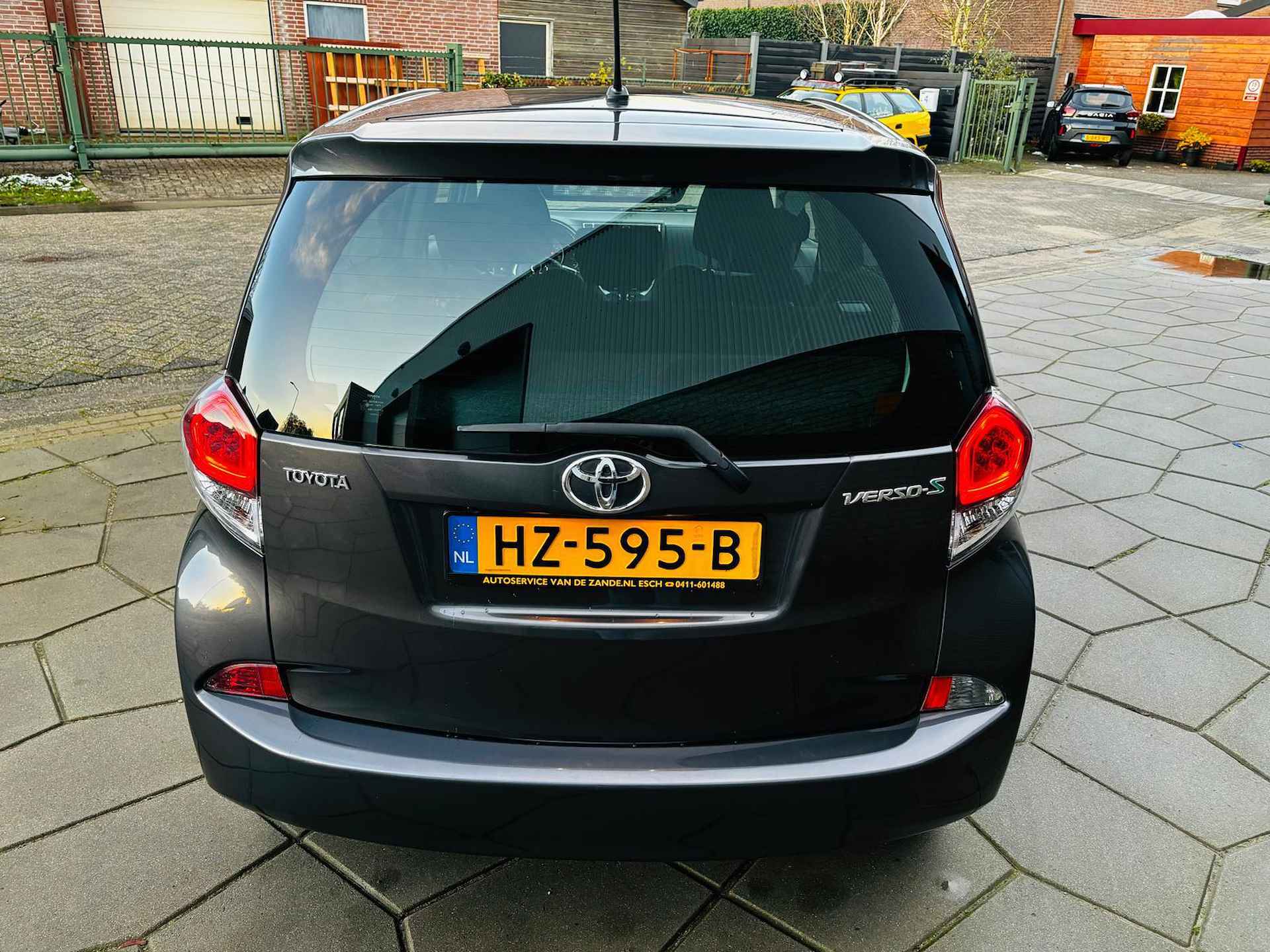 Toyota Verso-S 1.3 VVT-i Trend|AIRCO|HOGE Instap|veel ruimte en comfort| - 6/29