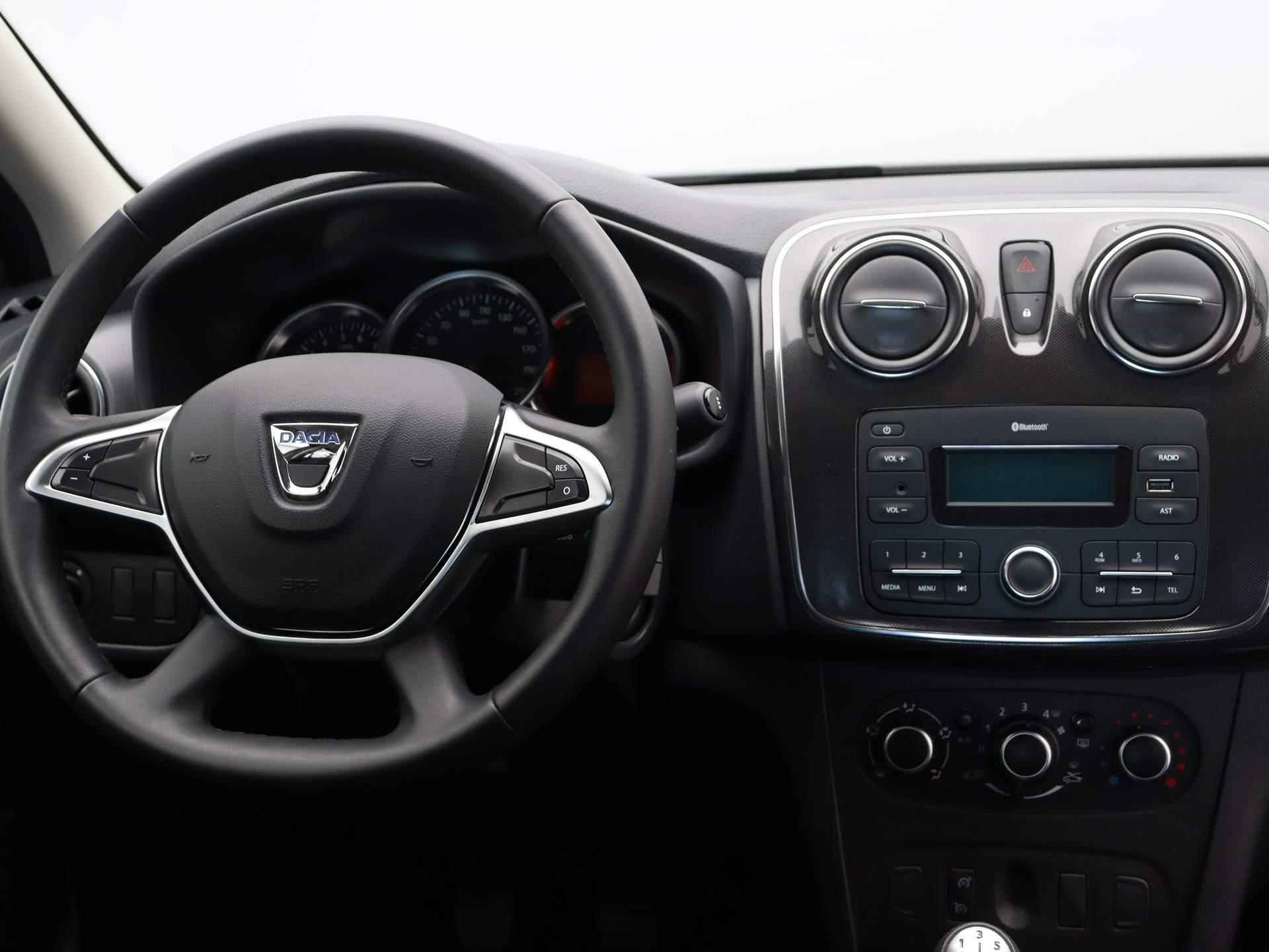 Dacia Sandero TCe 100pk Bi-Fuel Comfort | Trekhaak | LPG G3 | Slechts 40489km | - 8/40