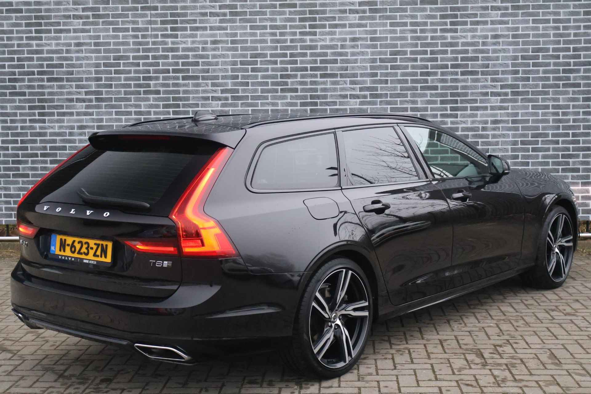 Volvo V90 2.0 T8 AWD R-Design | Trekhaak | Luchtvering | Harman/Kardon | Camera - 5/33