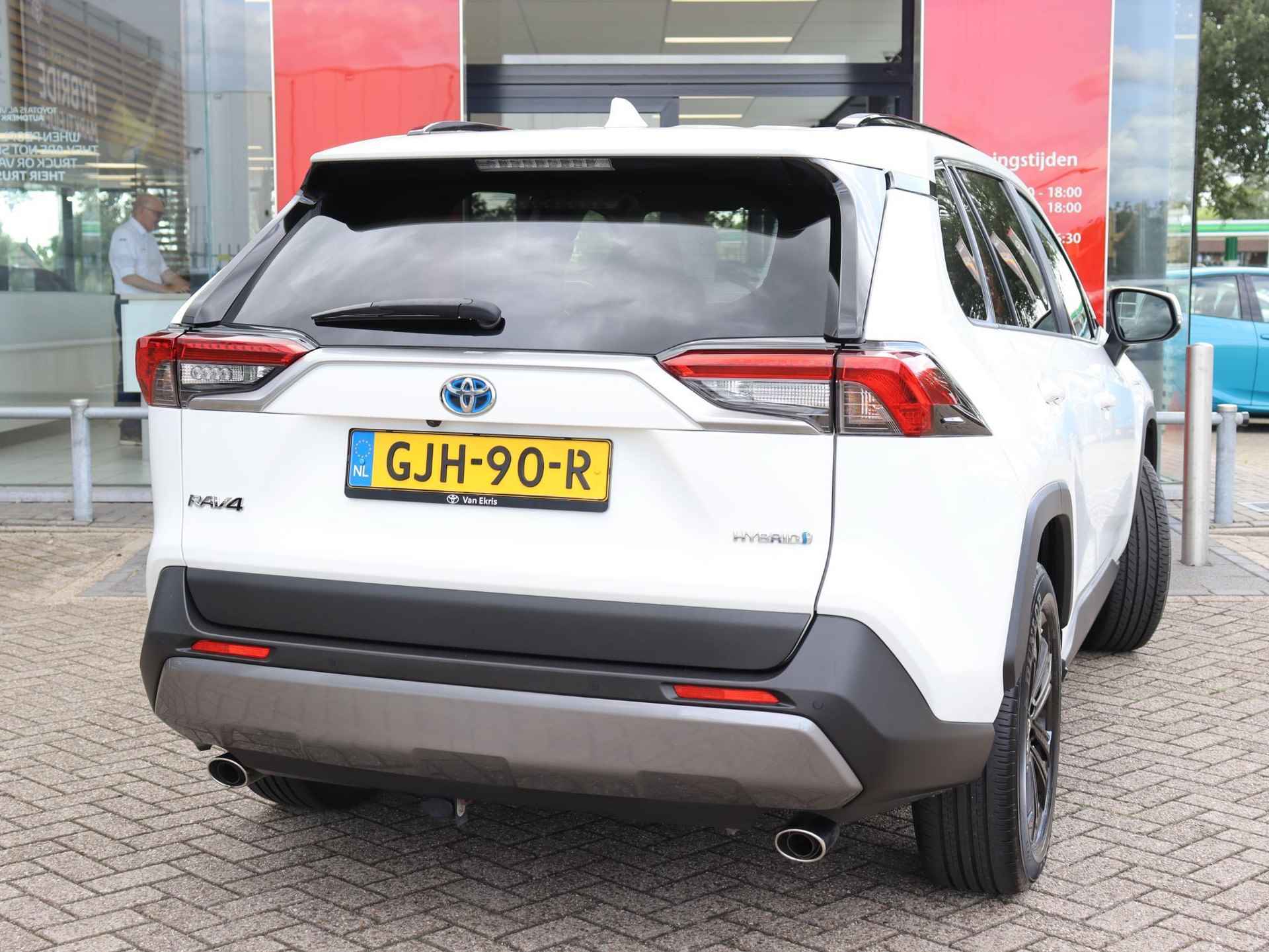 Toyota RAV4 2.5 Hybrid AWD Style Limited, Cruise Control, Climate Control, Navigatie, Stuurverwarming, Stoelverwarming, Draadloos laden, Voorruitverwarming bij de ruitenwissers, Camera, Apple Carplay / Android Auto, Parkeersensoren voor en achter, Trekhaak - 12/40