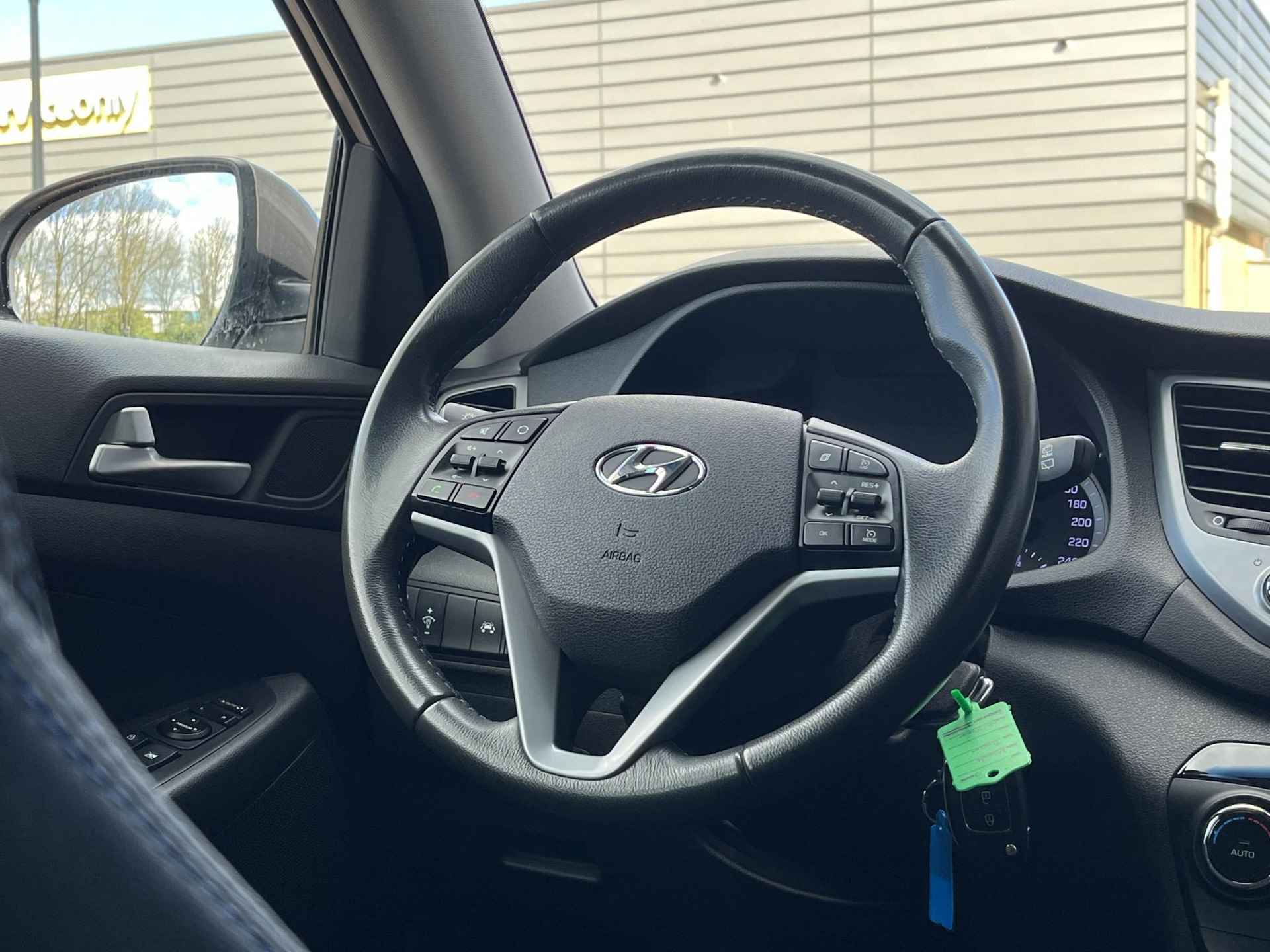 Hyundai Tucson 1.6 GDi 132 PK Comfort+ | Sidebars | Navigatie | Stoelverwarming voor & achter | Pdc+Camera | 18''Lmv Two-tone | - 37/41
