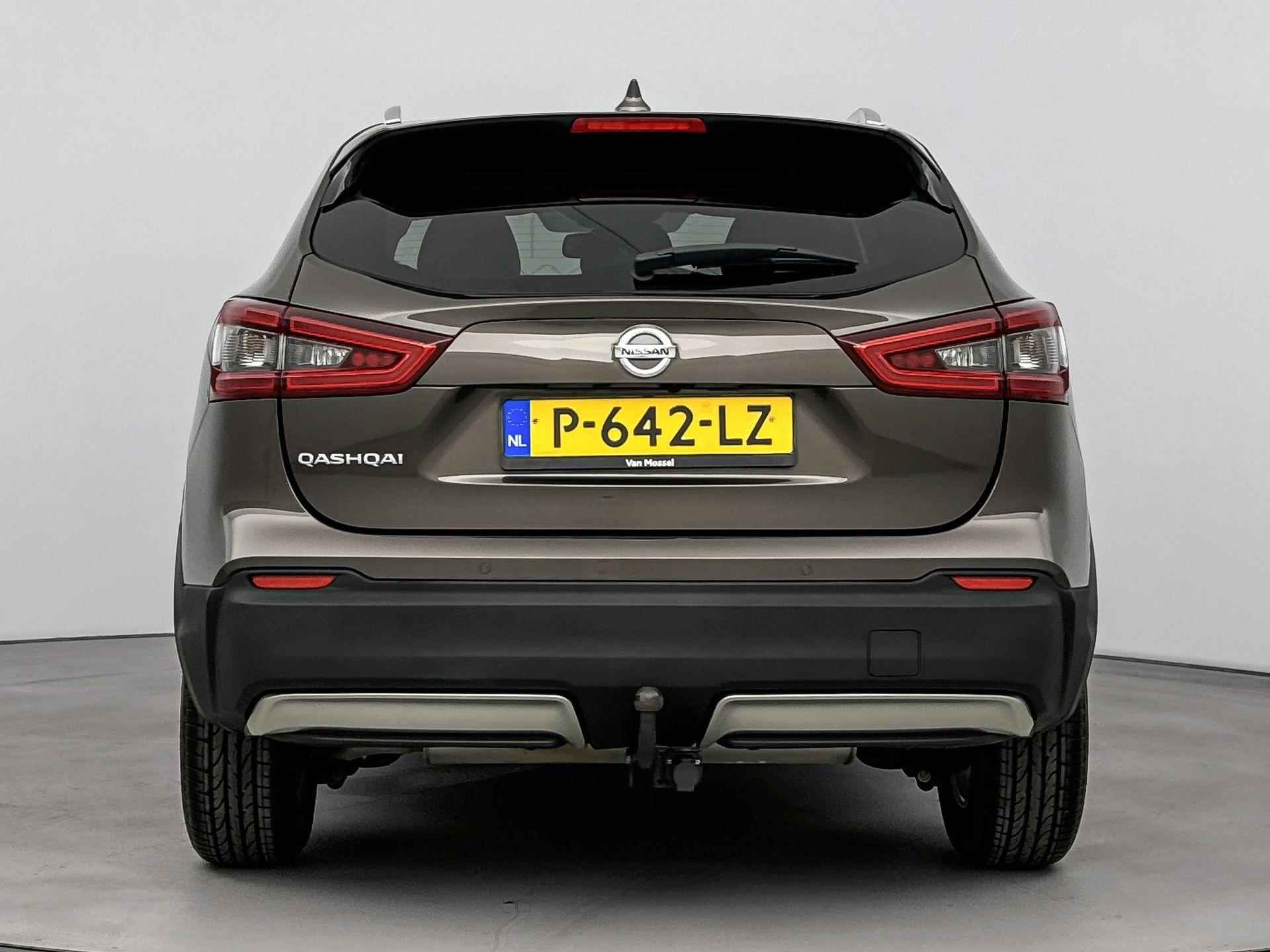 Nissan Qashqai 1.2 N-Connecta | Panorama-dak | Trekhaak | Cruise Control | Achteruitrijcamera | Navigatie - 3/25