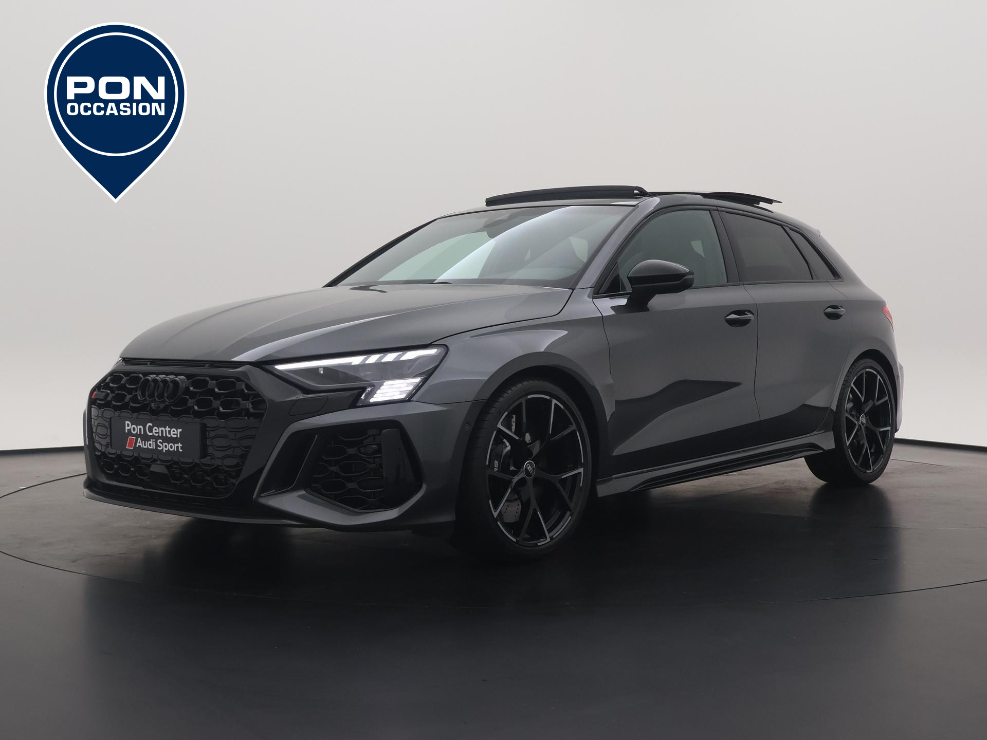 Audi RS3 Sportback 2.5 TFSI 400PK quattro | Pano.dak | RS-Sportuitlaat | Keyless entry | Matrix LED | Adapt. cruise | 19'' | Alcantara stuur | Top view camera | B&O