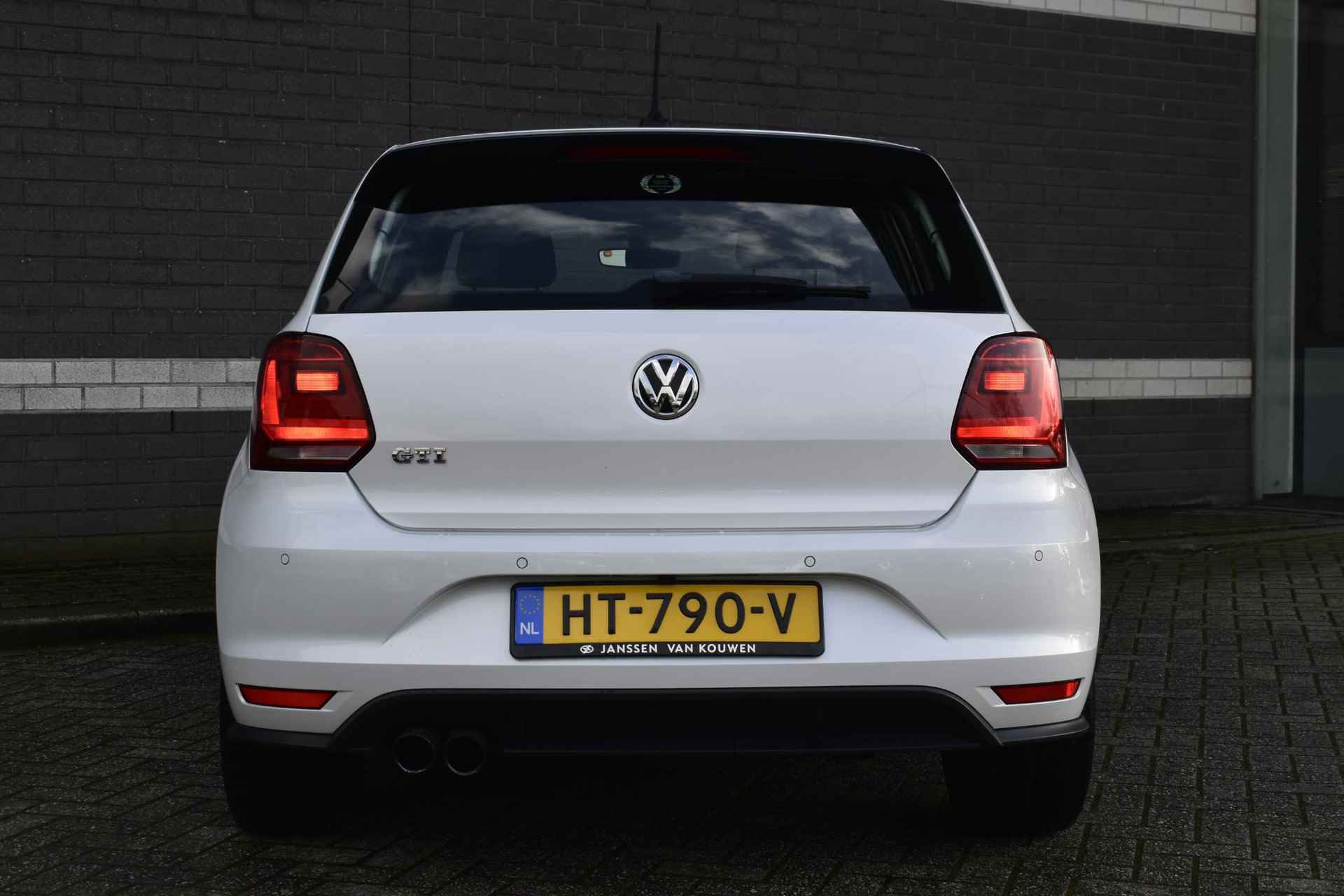 Volkswagen Polo 1.8 TSI GTI / Automaat / Orgineel NL / Camera / Navigatie - 16/43