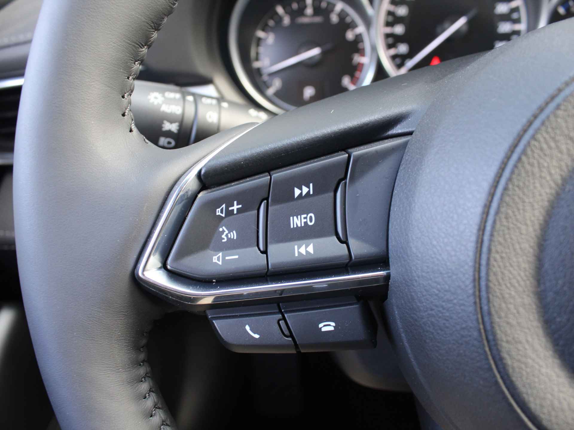 Mazda 6 2.0 SkyActiv-G 6AT Business Comfort | BTW Auto | Leder | Bose Audio | Cruise | Clima | 17" LM Velgen | - 13/36