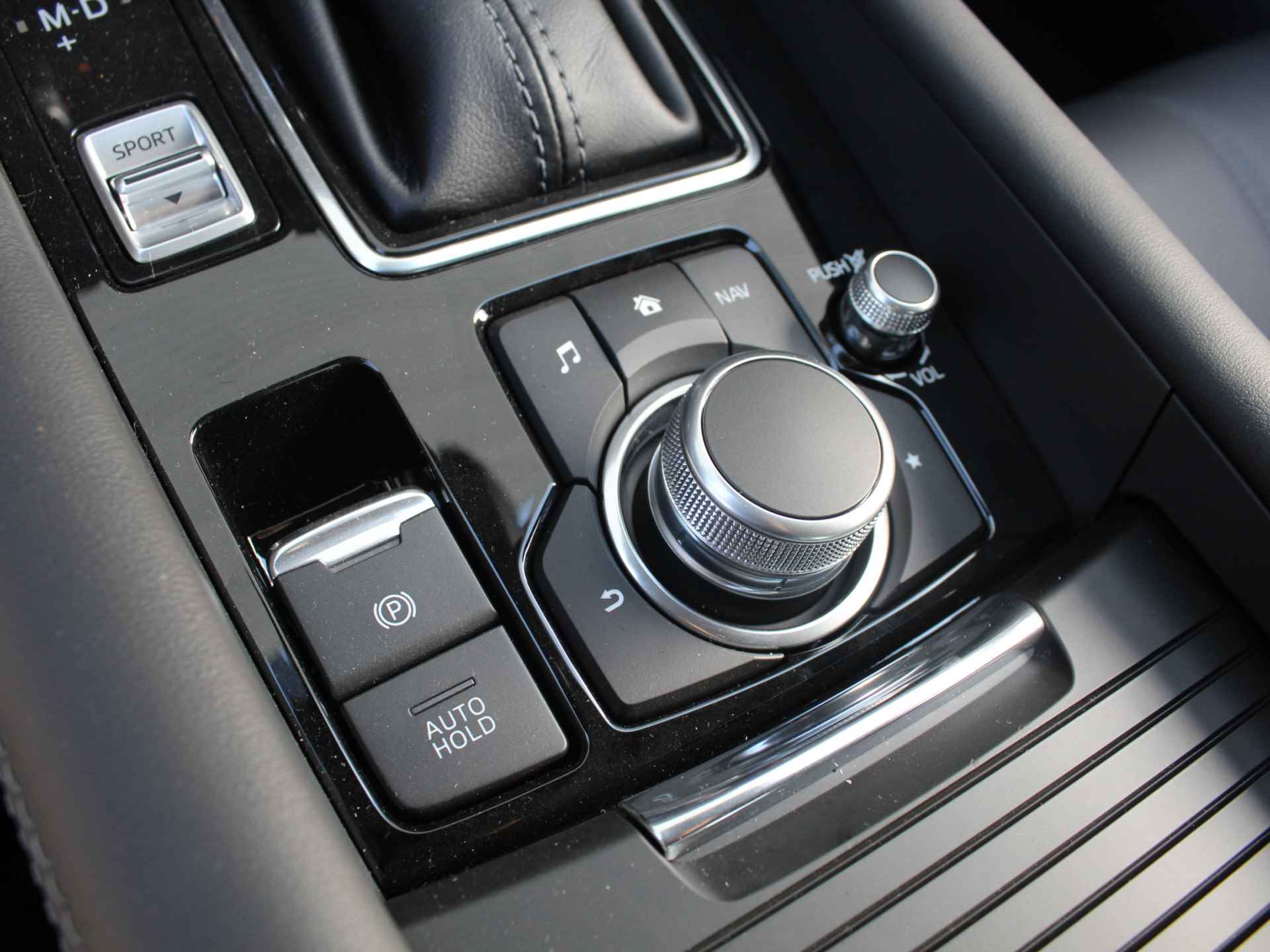Mazda 6 2.0 SkyActiv-G 6AT Business Comfort | BTW Auto | Leder | Bose Audio | Cruise | Clima | 17" LM Velgen | - 25/36