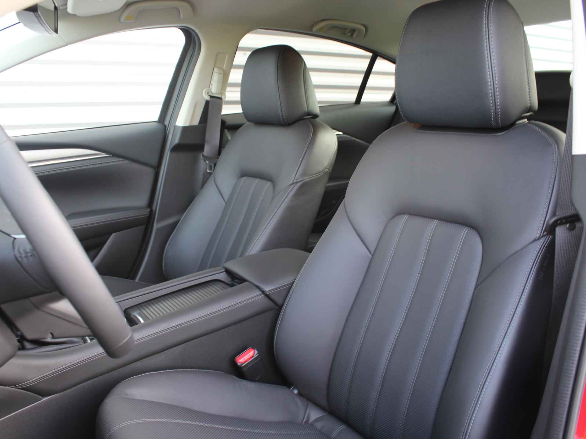 Mazda 6 2.0 SkyActiv-G 6AT Business Comfort | BTW Auto | Leder | Bose Audio | Cruise | Clima | 17" LM Velgen | - 32/36