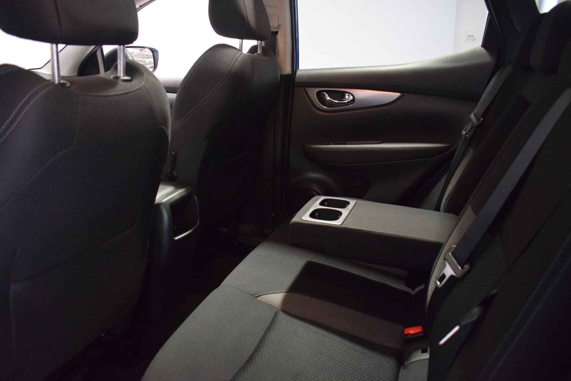 Nissan Qashqai 1.3 DIG-T N-Connecta | 100% Onderhouden | Panorama dak | 360-Camera | Stoel/Voorruitverwarming | Navigatie | Apple Carplay/Android auto | Cruise control | Keyless entry | 160PK Automaat | - 23/42