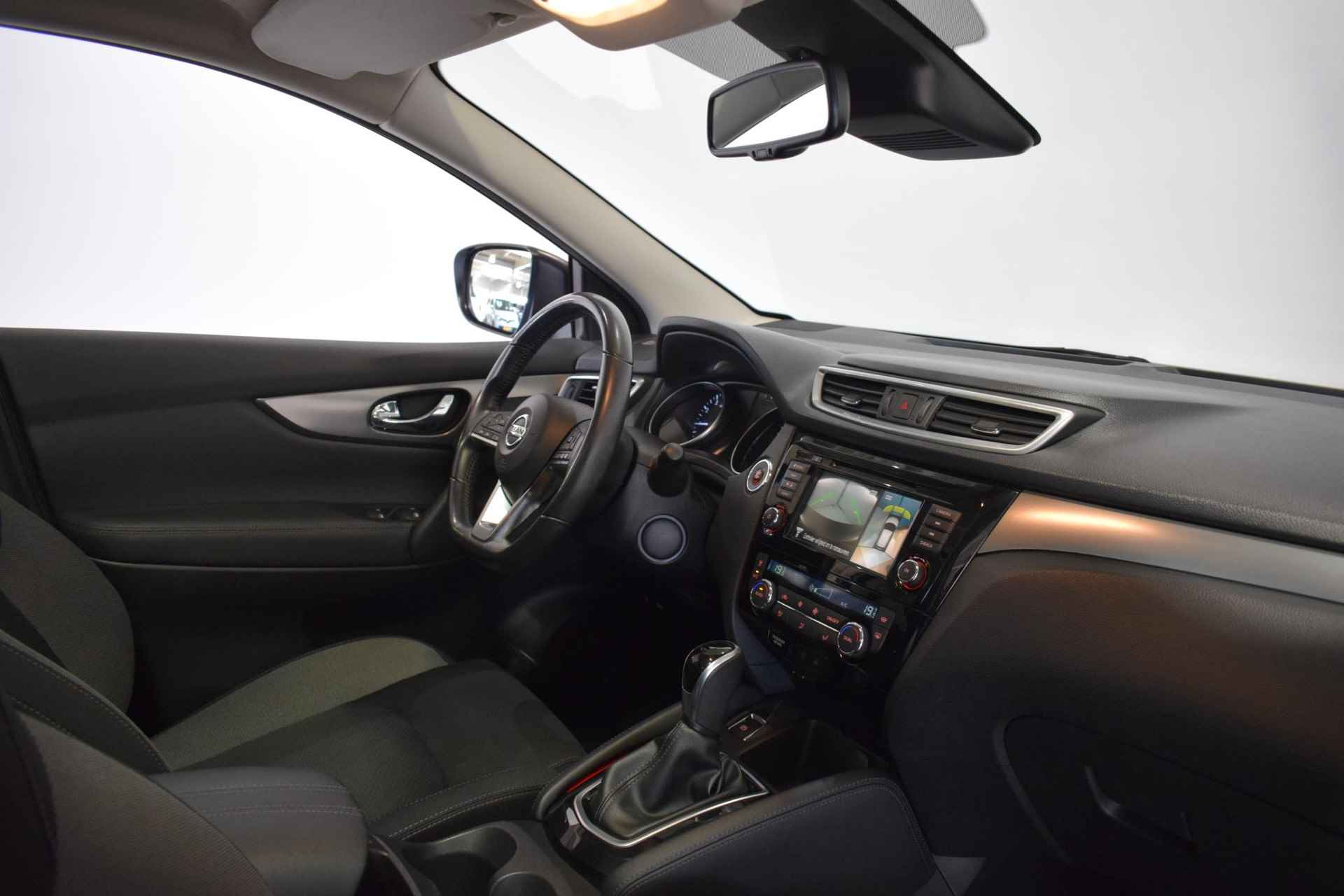Nissan Qashqai 1.3 DIG-T N-Connecta | 100% Onderhouden | Panorama dak | 360-Camera | Stoel/Voorruitverwarming | Navigatie | Apple Carplay/Android auto | Cruise control | Keyless entry | 160PK Automaat | - 18/42