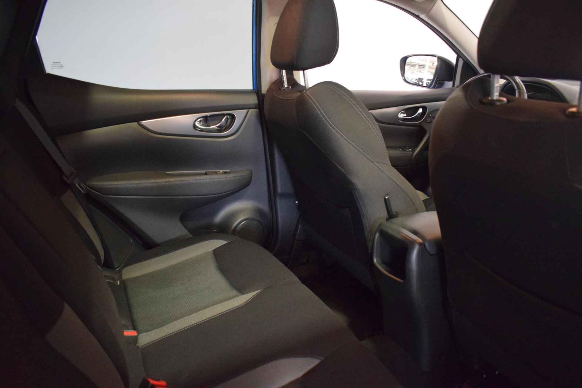 Nissan Qashqai 1.3 DIG-T N-Connecta | 100% Onderhouden | Panorama dak | 360-Camera | Stoel/Voorruitverwarming | Navigatie | Apple Carplay/Android auto | Cruise control | Keyless entry | 160PK Automaat | - 20/42