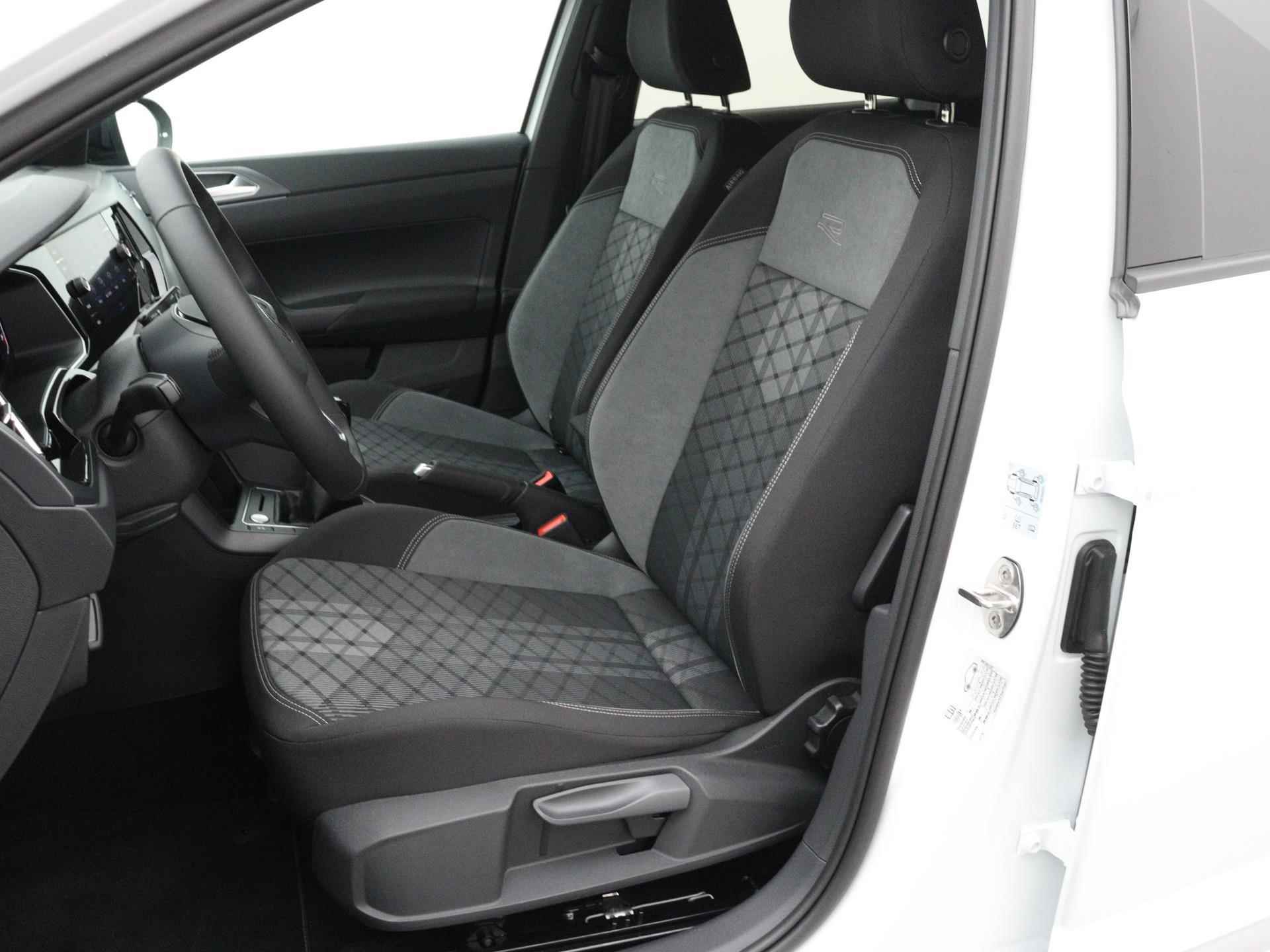 Volkswagen Taigo 1.0 TSI R-Line [ FABRIEKSGARANTIE TM 11-2026 | Assistance Pakket | Comfort Pakket | Dak Pakket | Digital cockpit pro | IQ Light | Multimedia Pakket | - 8/23