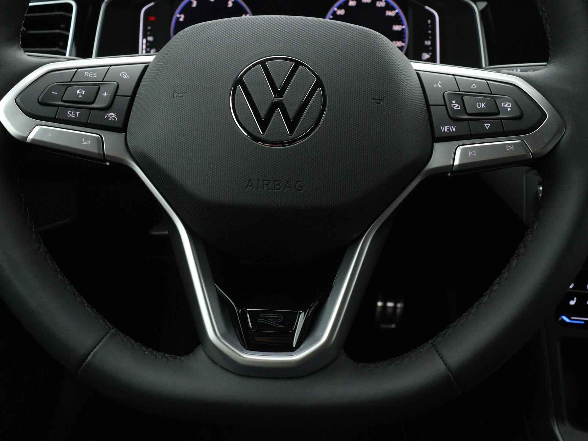 Volkswagen Taigo 1.0 TSI R-Line [ FABRIEKSGARANTIE TM 11-2026 | Assistance Pakket | Comfort Pakket | Dak Pakket | Digital cockpit pro | IQ Light | Multimedia Pakket | - 17/23