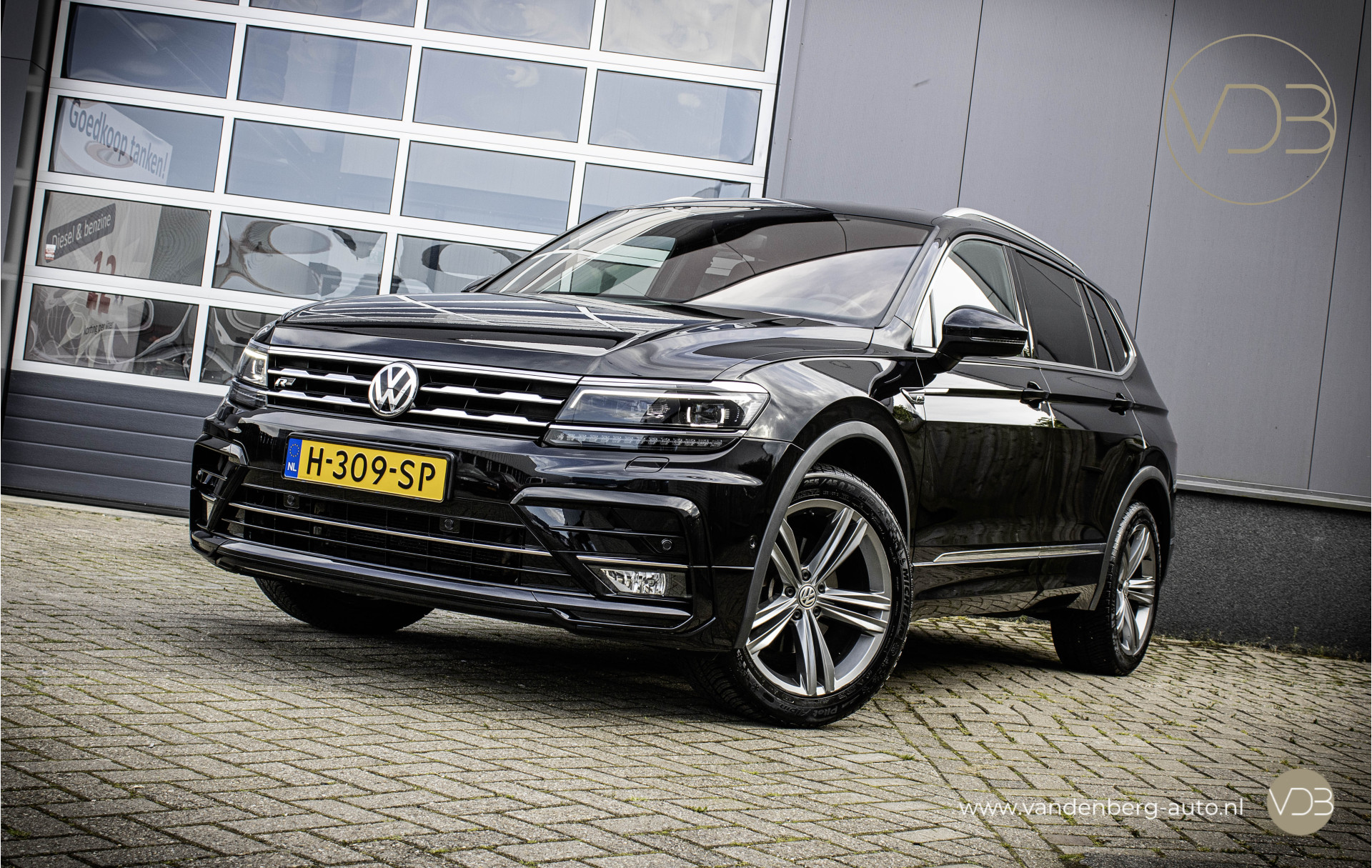 Volkswagen Tiguan Allspace 1.5T 150pk Highline 7-Persoons R-Line VIRTUAL LED