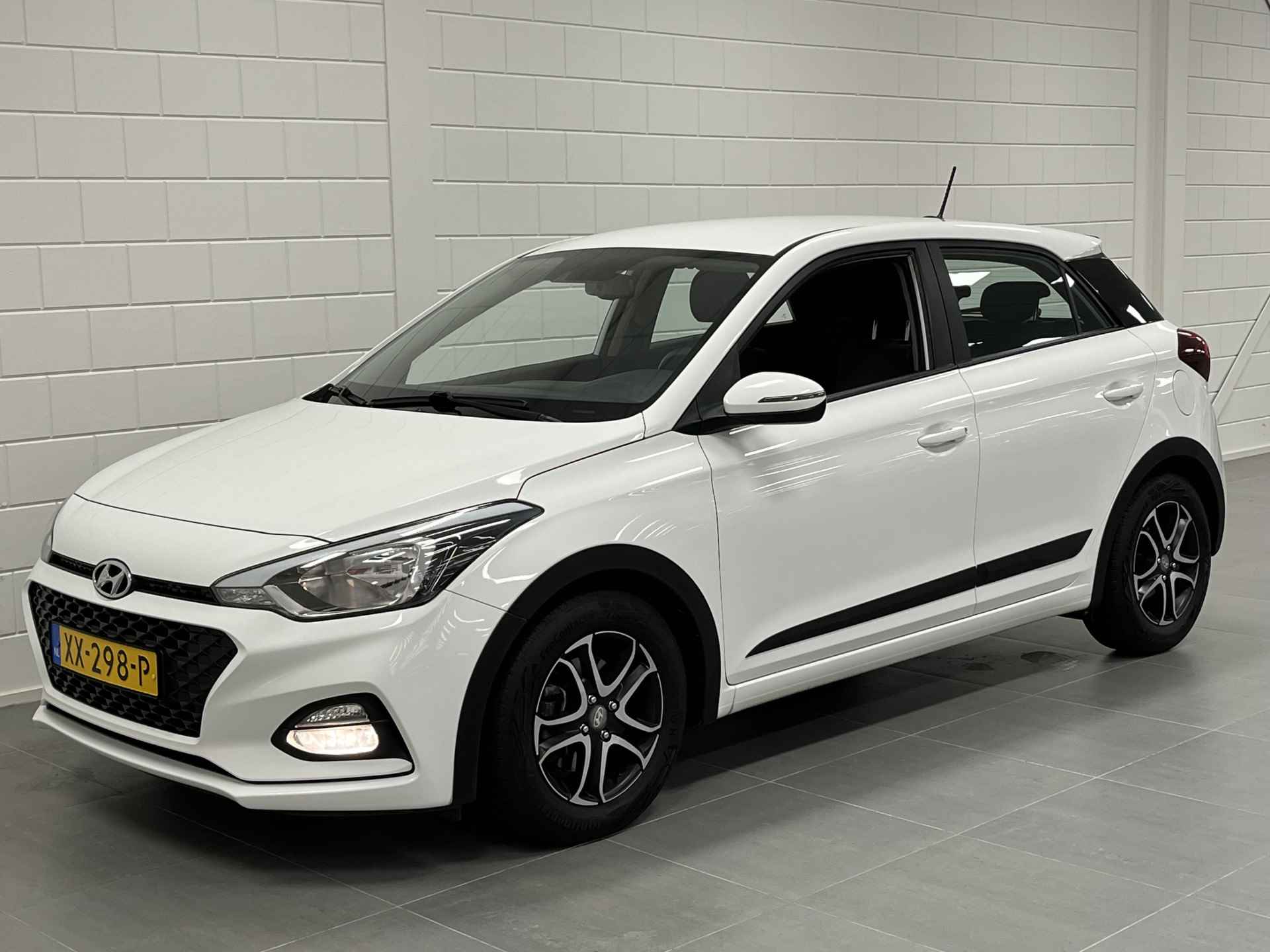 Hyundai i20 1.0 T-GDI Comfort GT PACK | NAVIGATIE | PARKEERCAMERA | SPORTIEF UITGEVOERD! - 4/45