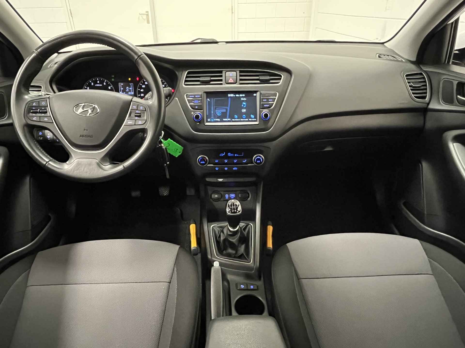 Hyundai i20 1.0 T-GDI Comfort GT PACK | NAVIGATIE | PARKEERCAMERA | SPORTIEF UITGEVOERD! - 14/45