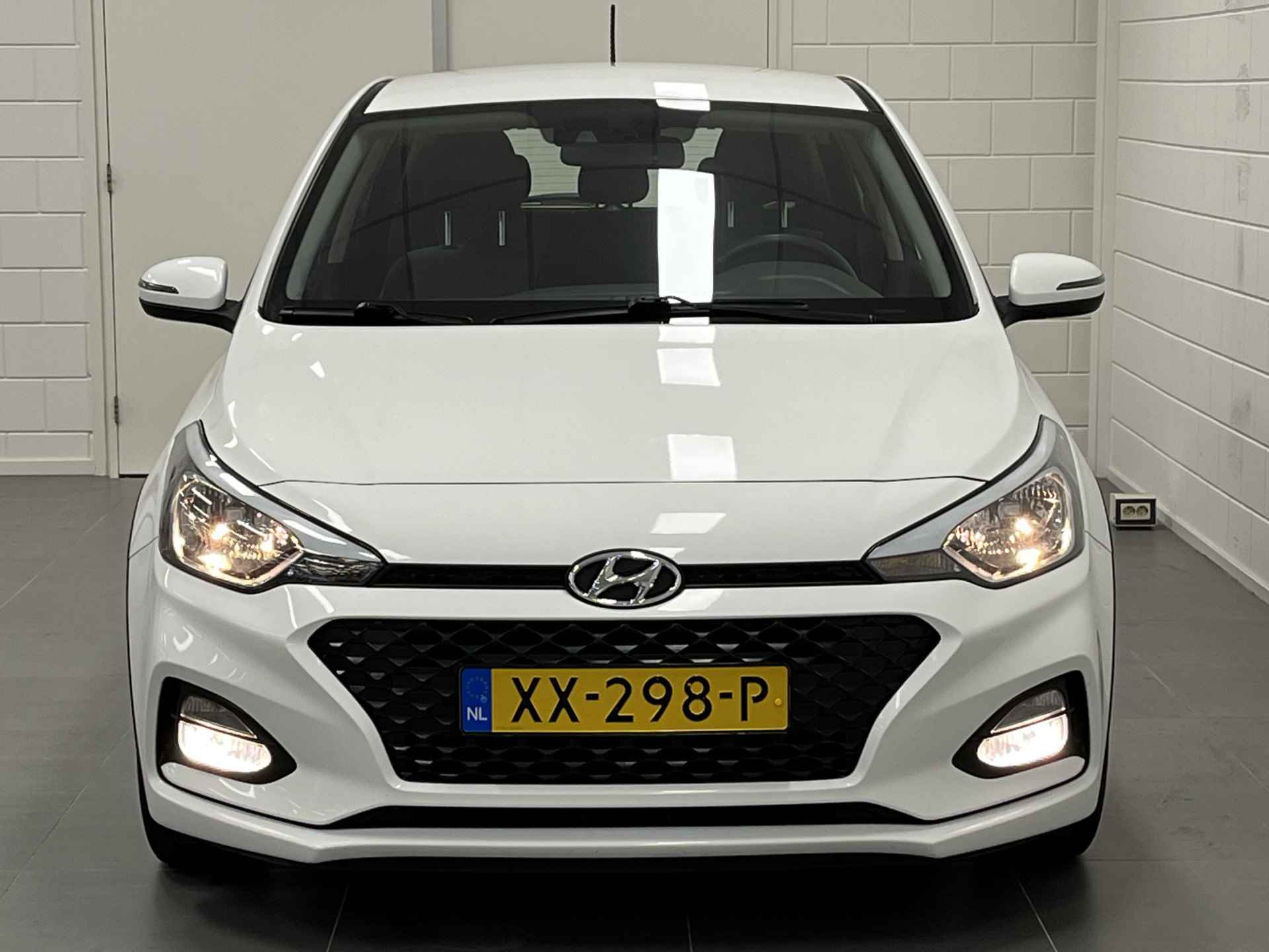 Hyundai i20 1.0 T-GDI Comfort GT PACK | NAVIGATIE | PARKEERCAMERA | SPORTIEF UITGEVOERD! - 42/45