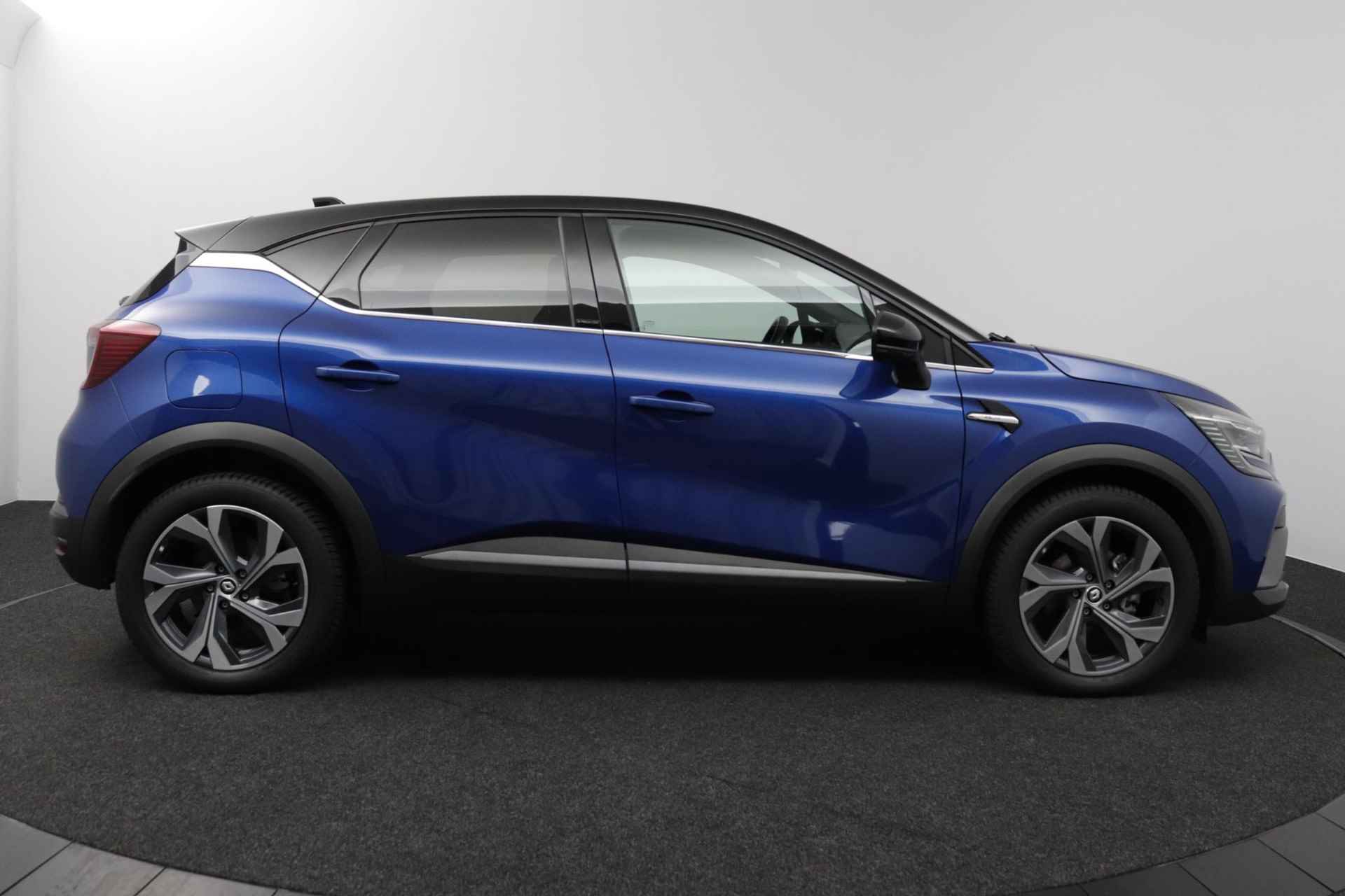 Renault Captur 1.6 E-Tech Plug-In Hybrid RS Line - 9/47