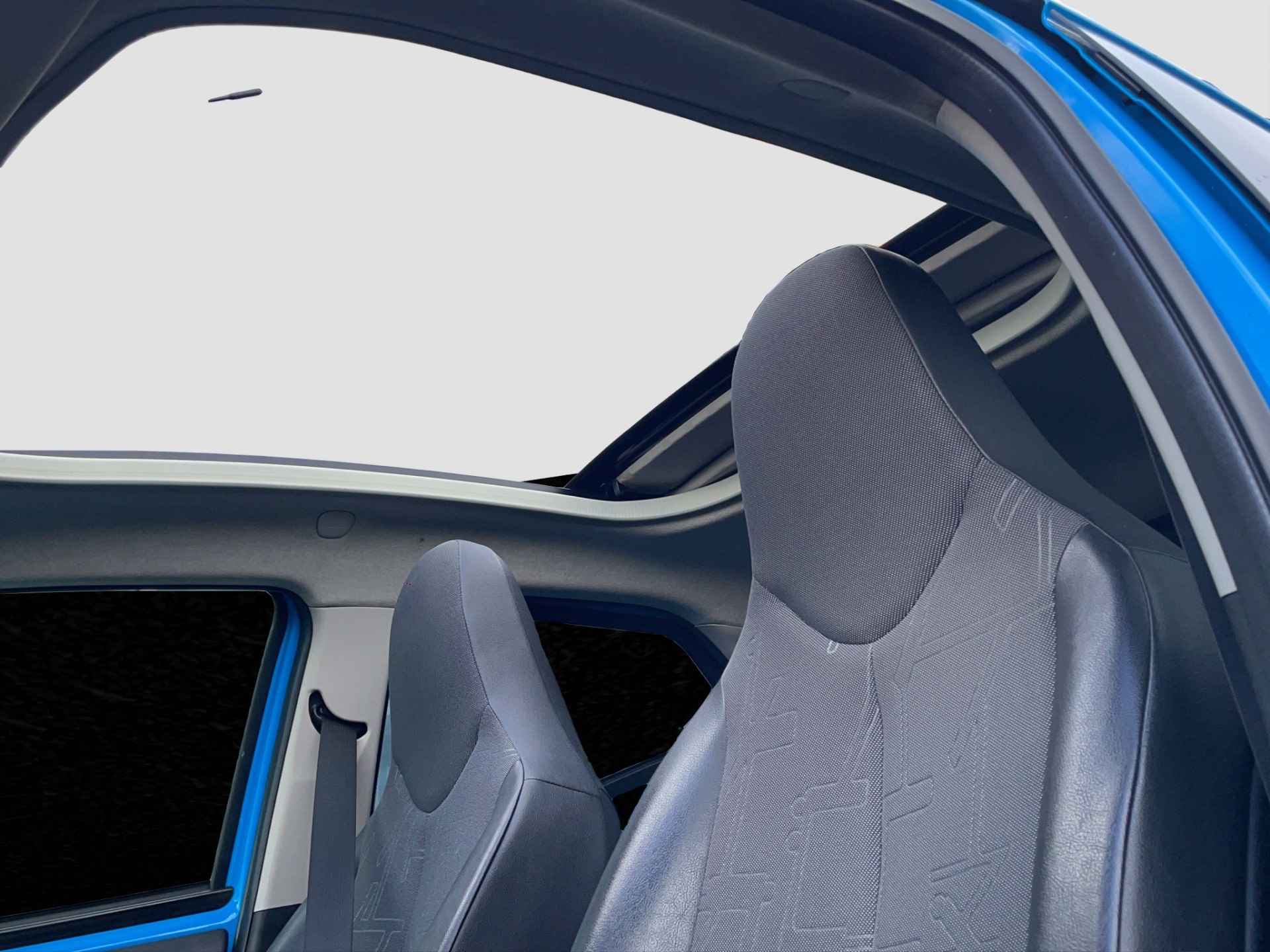 Toyota Aygo 1.0 VVT-i X-Pose Cabrio | Climate | Camera | Half Leder - 18/32