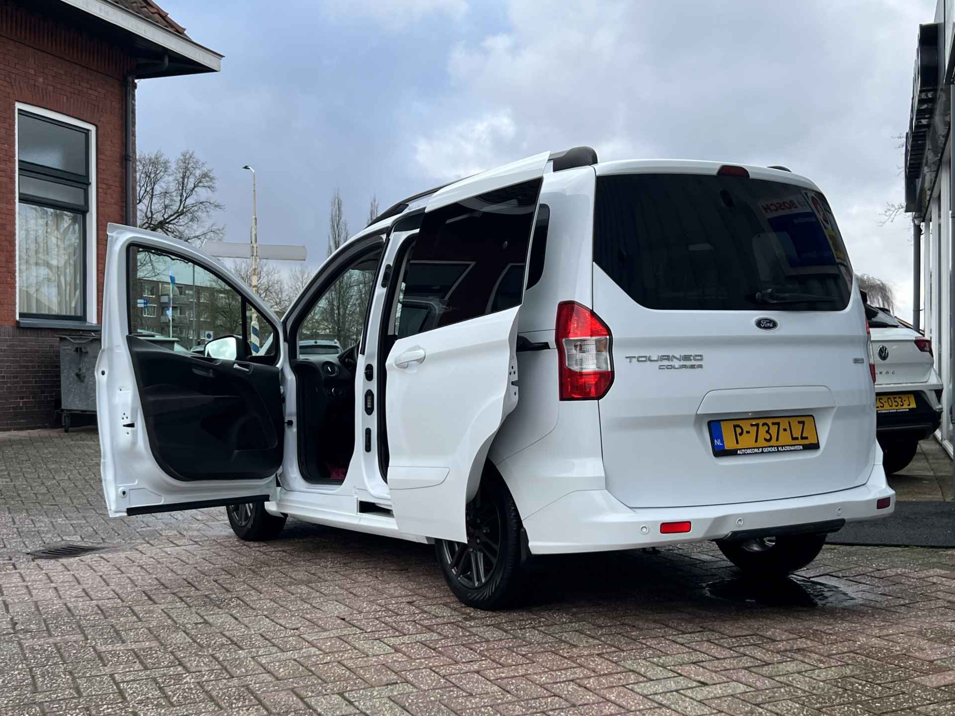 Ford Tourneo Courier 1.0 Titanium | EERSTE EIGENAAR | VOLLEDIG DEALER ONDERHOUDEN | - 5/27