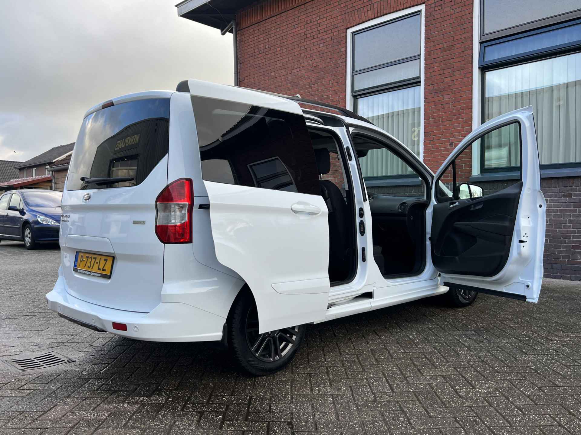 Ford Tourneo Courier 1.0 Titanium | EERSTE EIGENAAR | VOLLEDIG DEALER ONDERHOUDEN | - 8/27