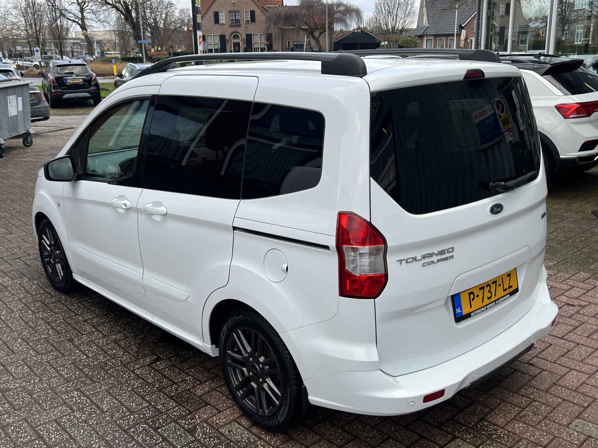 Ford Tourneo Courier 1.0 Titanium | EERSTE EIGENAAR | VOLLEDIG DEALER ONDERHOUDEN | - 13/27