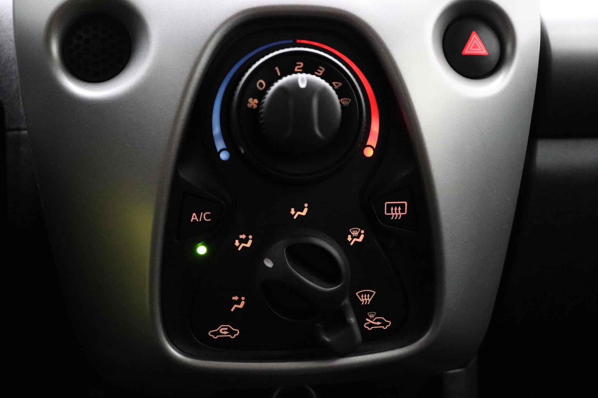 Peugeot 108 1.0 e-VTi Active Airco | Elektrische ramen | Stuurwielbediening | Mistlampen voor - 18/27