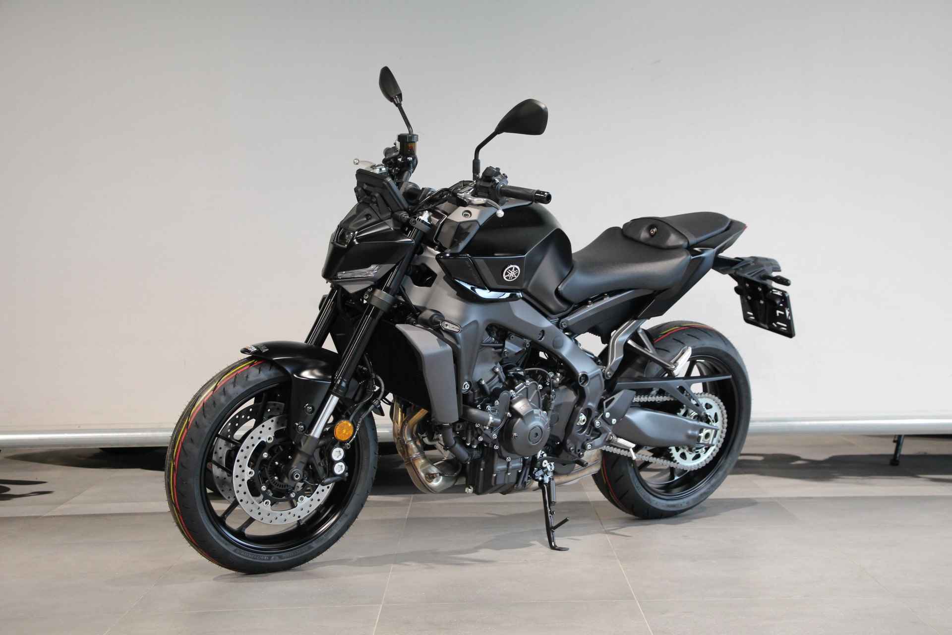 Yamaha MT-09 ABS - 4/19