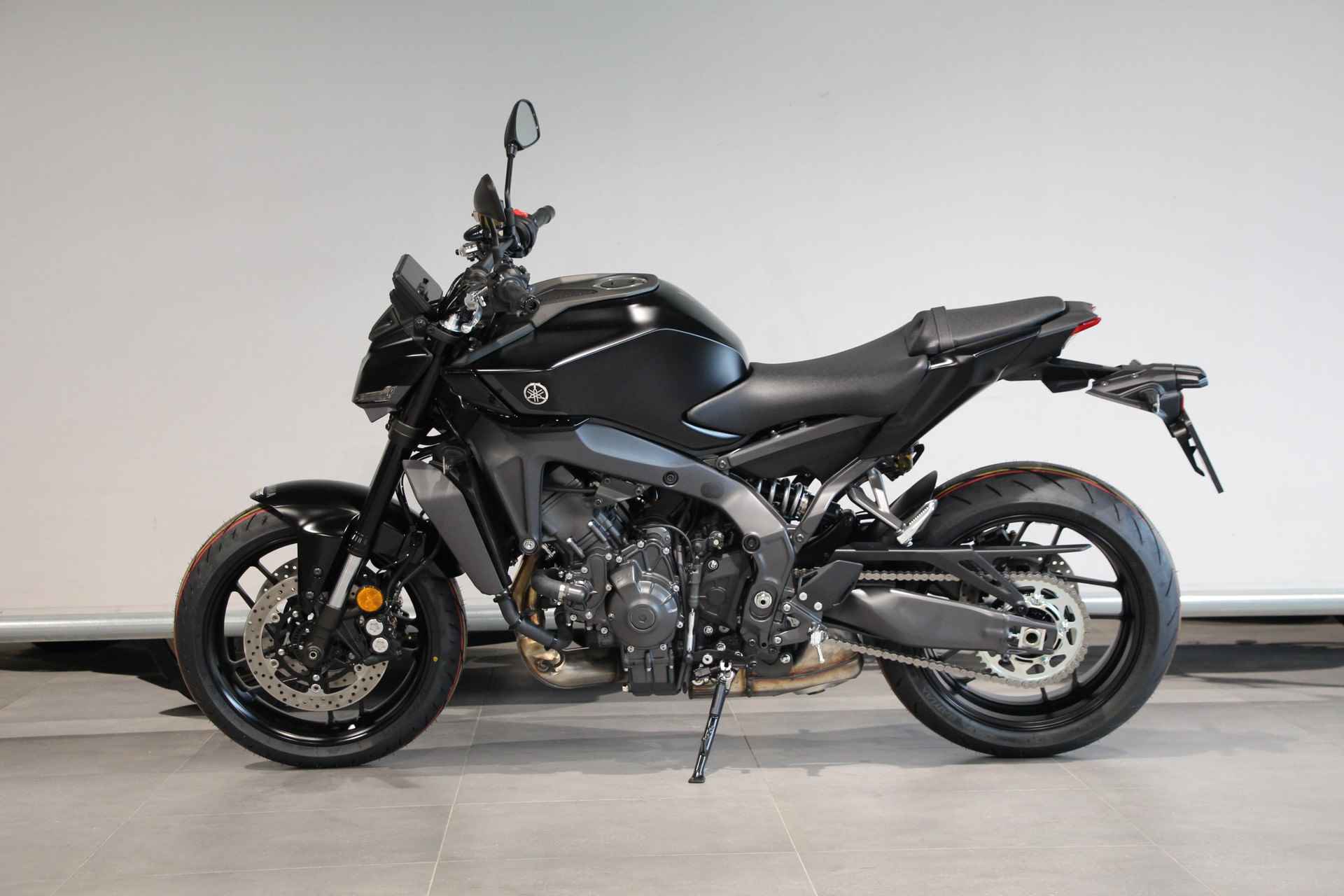 Yamaha MT-09 ABS - 5/19