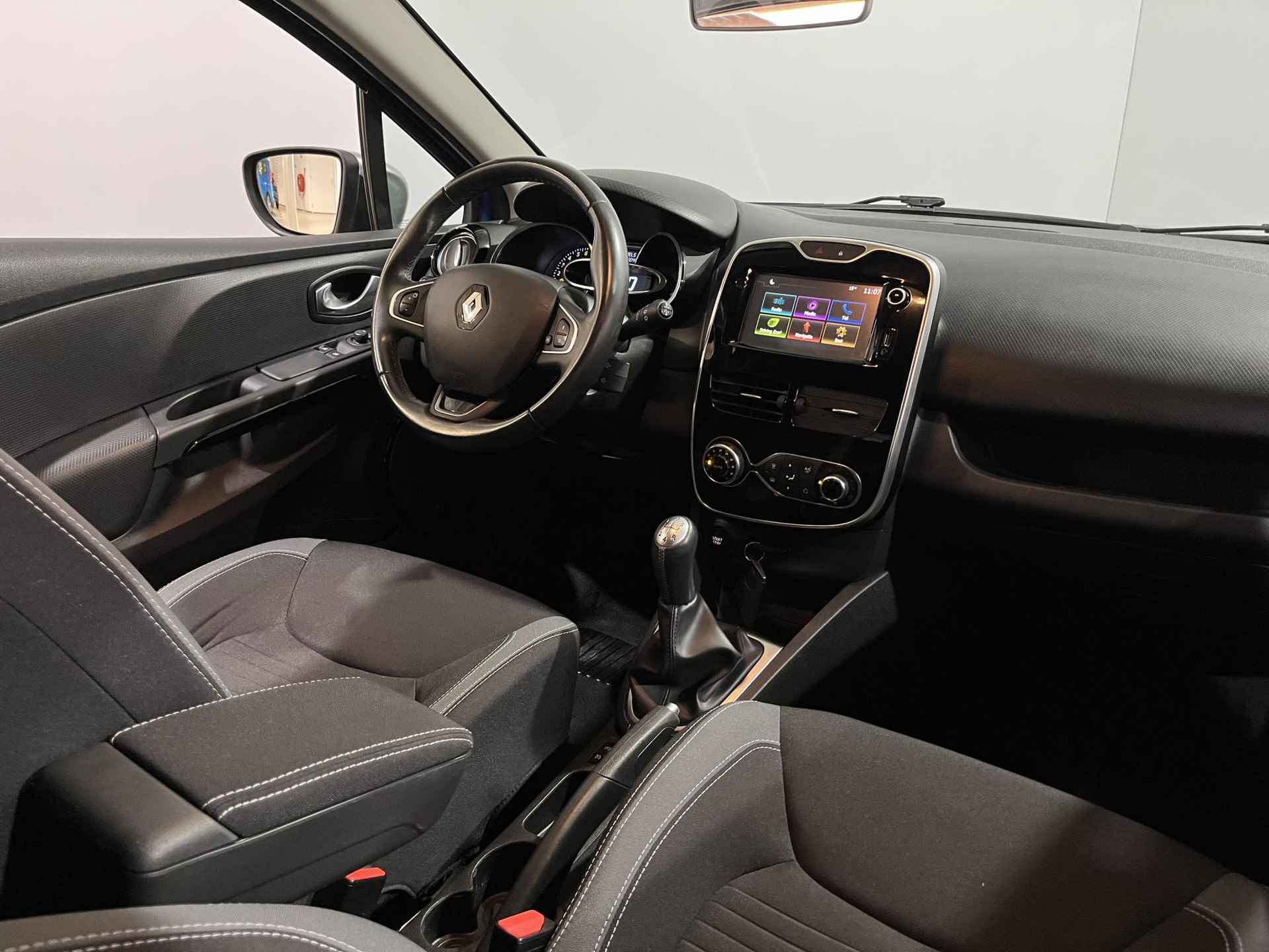 Renault Clio 0.9 - 90PK TCe Dynamique GT-Line | Navi | Climate Control | Camera | Privacy Glass | Lichtmetalen Velgen | Cruise Control | Bluetooth | Armsteun | - 10/28